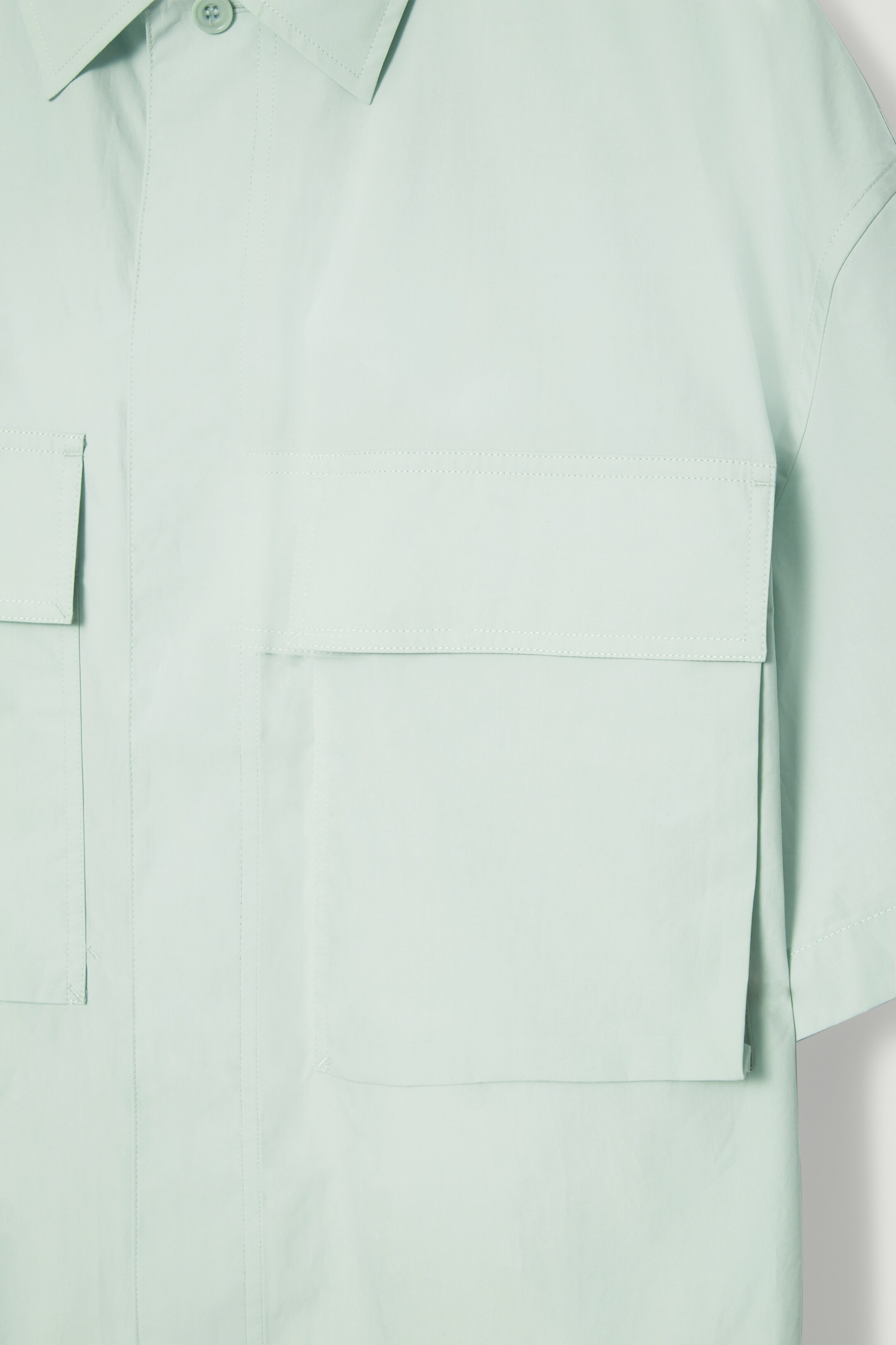 Ingrandisci l'immagine: OVERSIZED SHORT-SLEEVED UTILITY SHIRT - MINT GREEN - UOMO | H&M CH 2