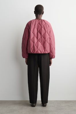 GATHERED QUILTED DOWN JACKET — DARK RED 4
