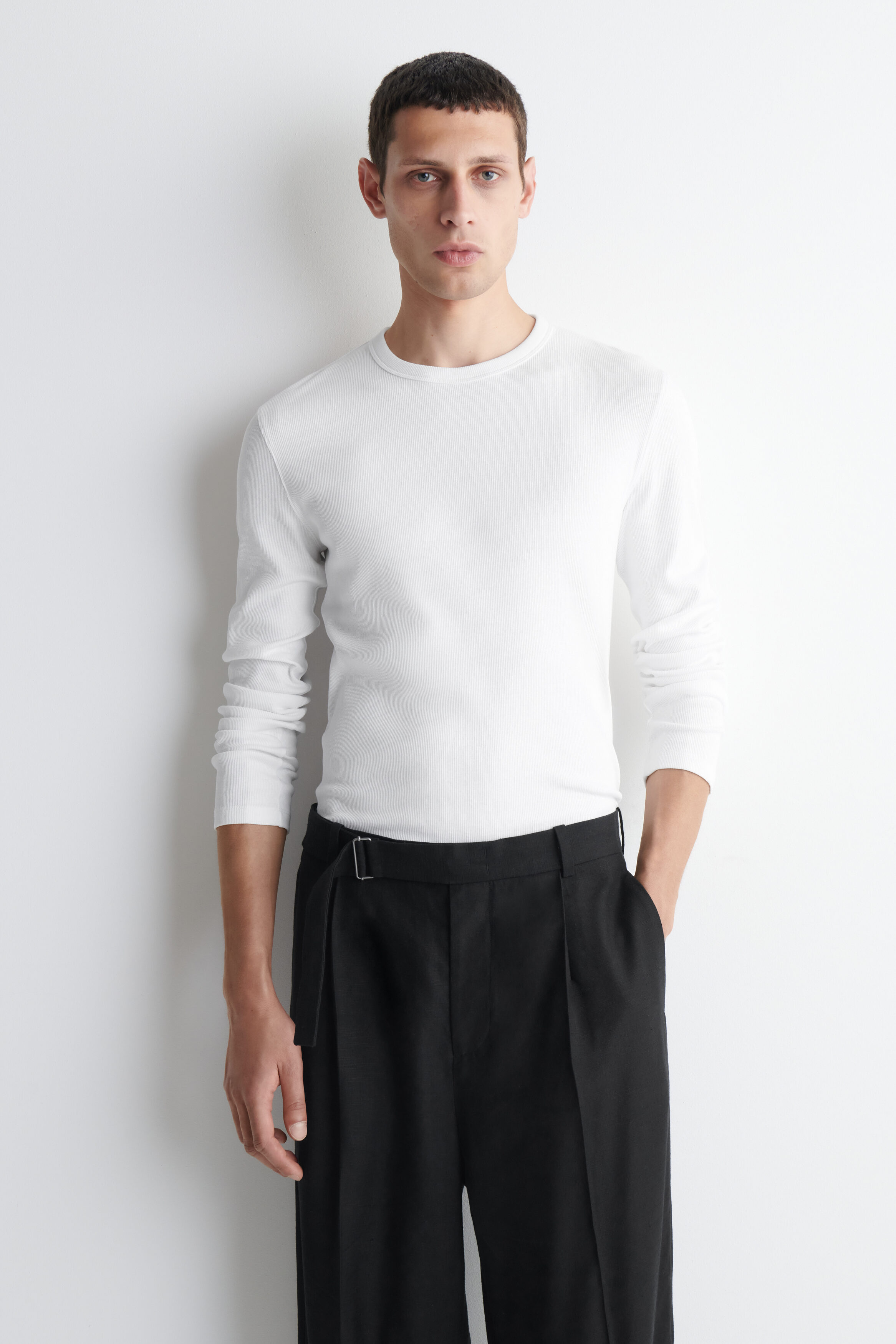 SLIM RIBBED COTTON LONG-SLEEVED T-SHIRT