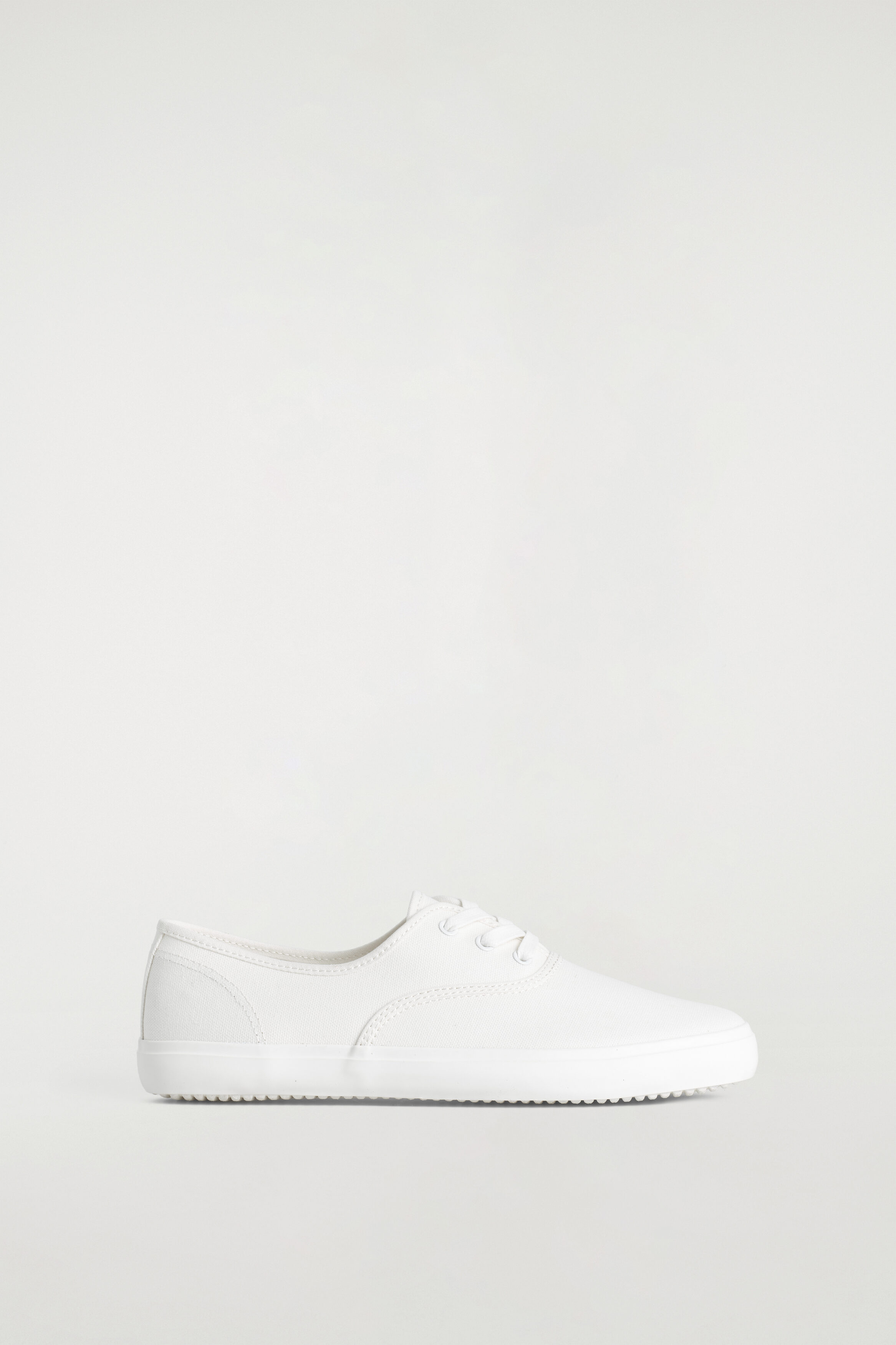 CANVAS PLIMSOLL SNEAKERS