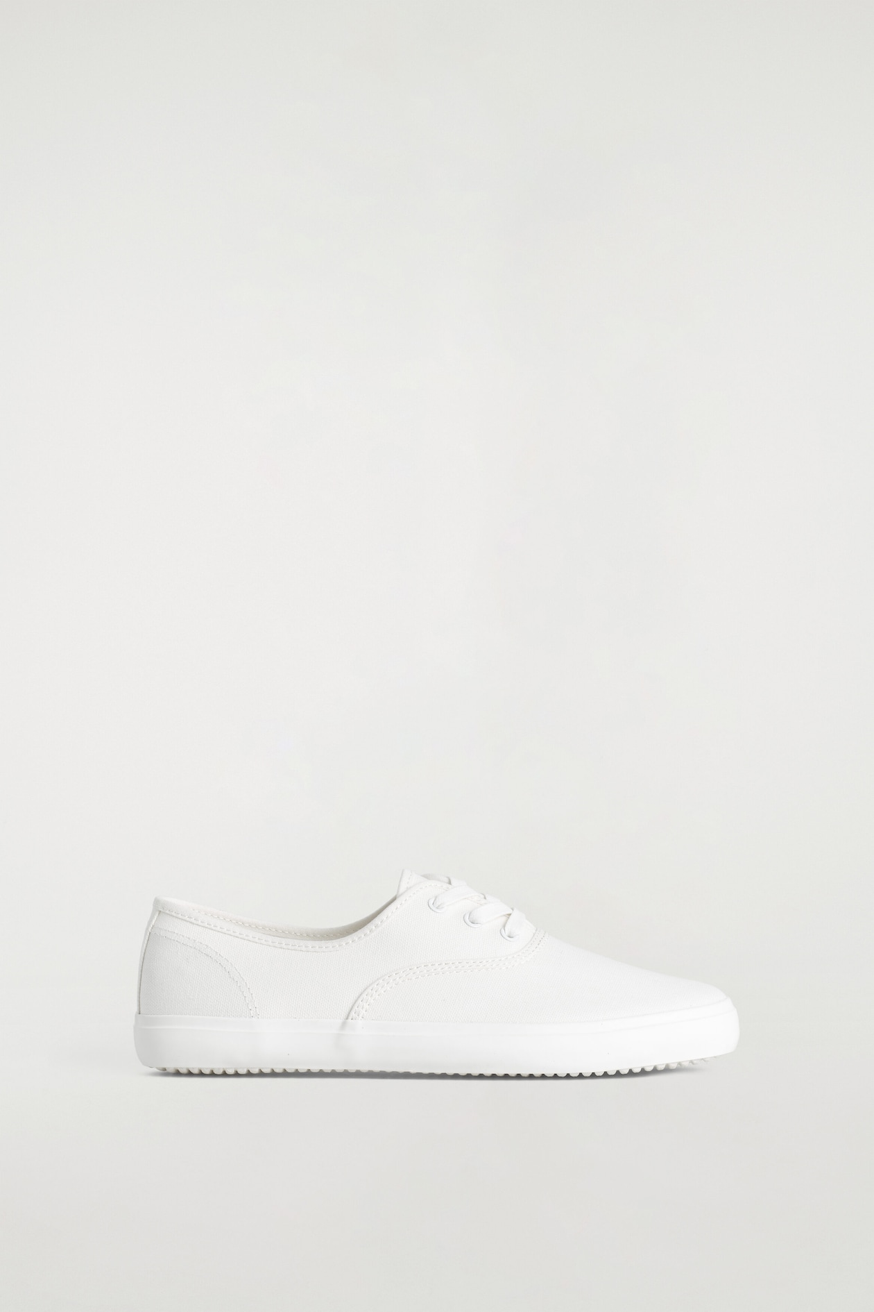 CANVAS PLIMSOLL SNEAKERS — WHITE