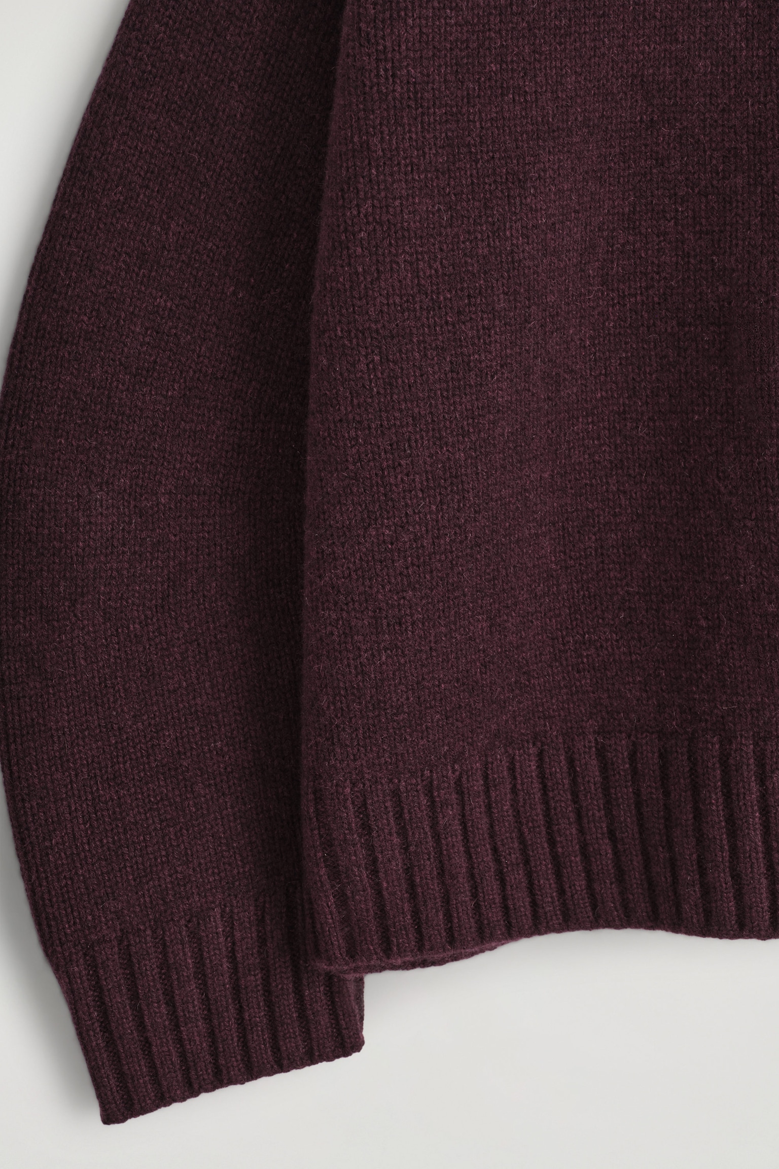 CASHMERE MOCK-NECK SWEATER - BURGUNDY MÉLANGE | COS