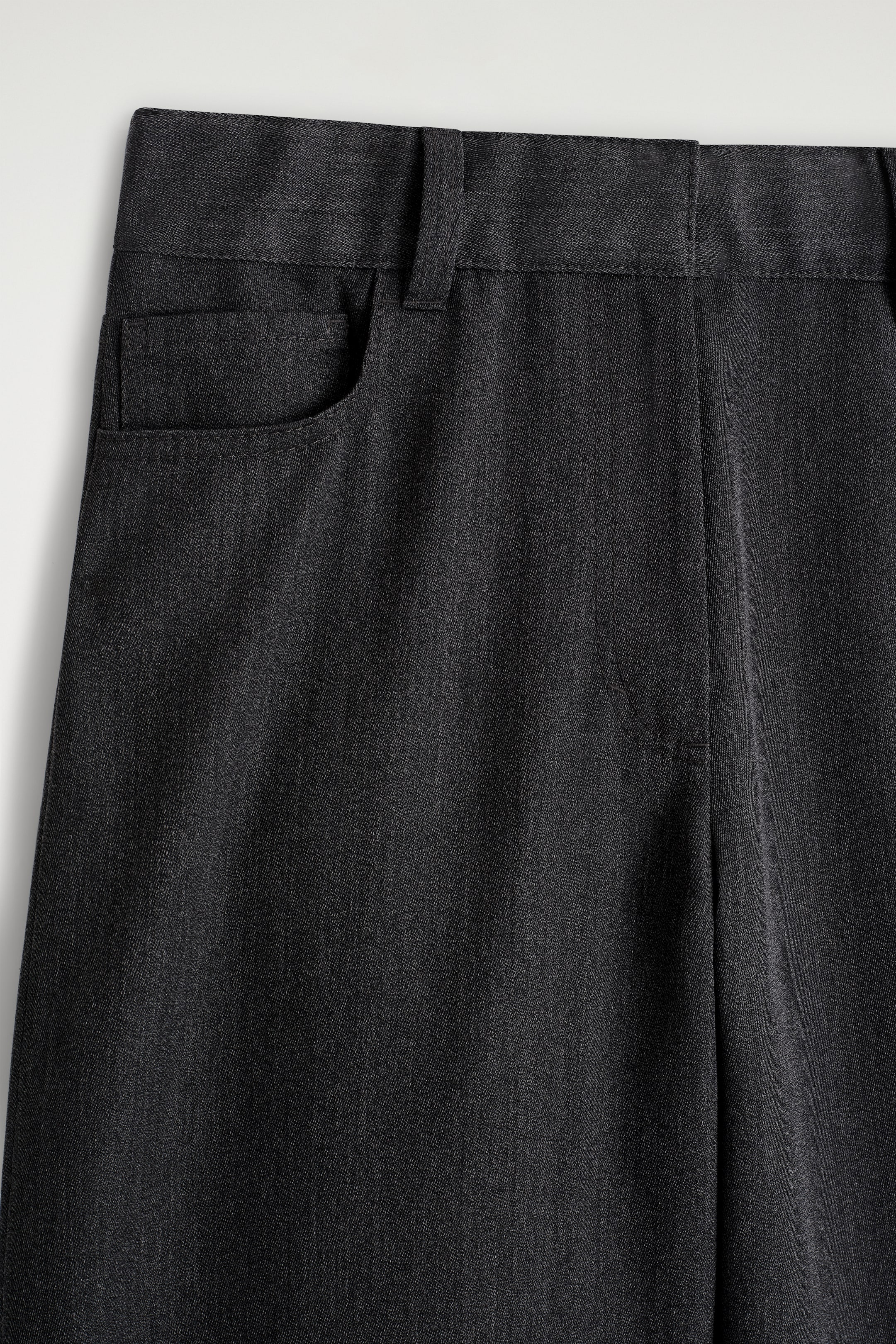 Zobraziť väčší obrázok: REGULÁRNE VLNENÉ NOHAVICE SO ŠIROKÝMI NOHAVICAMI - BLACK - ŽENY | H&M SK 6