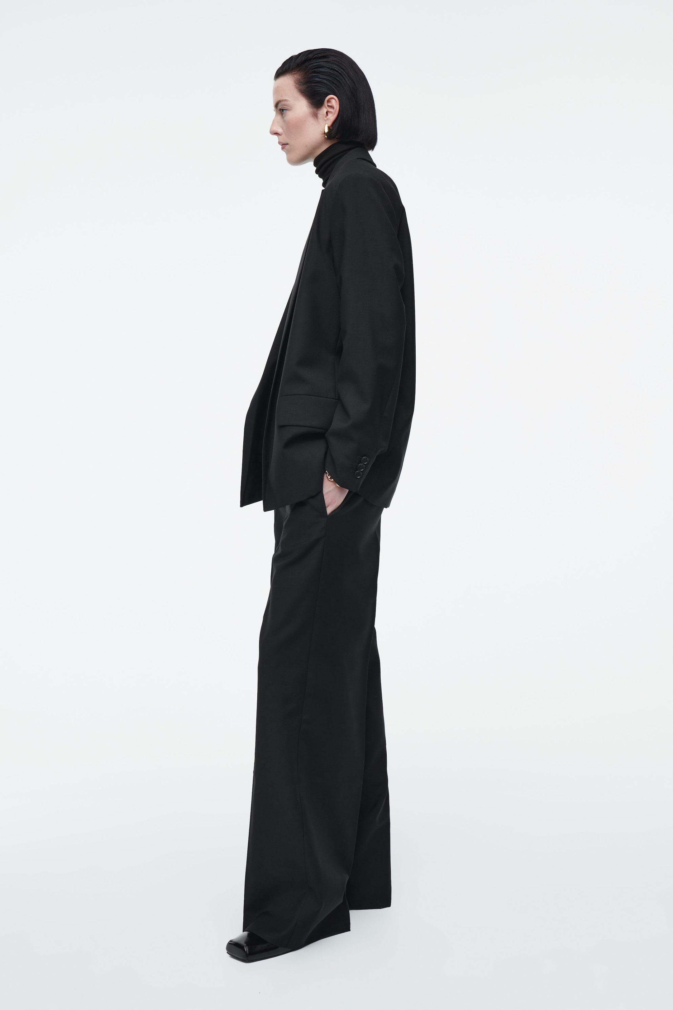 REGULAR ELASTICATED WOOL STRAIGHT-LEG PANTS