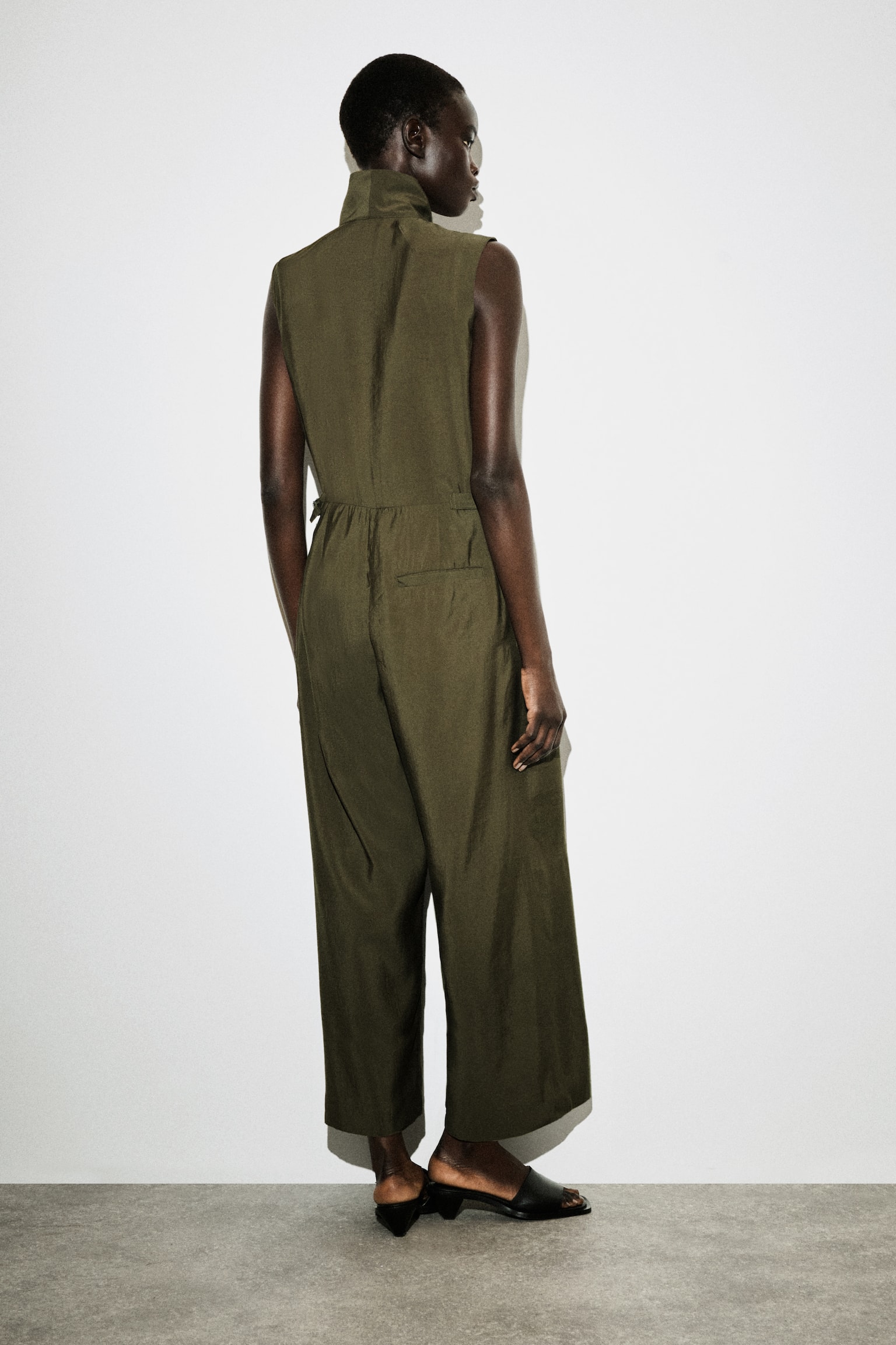 סרבל שימושי עם צווארון של - KHAKI/שחור - 5