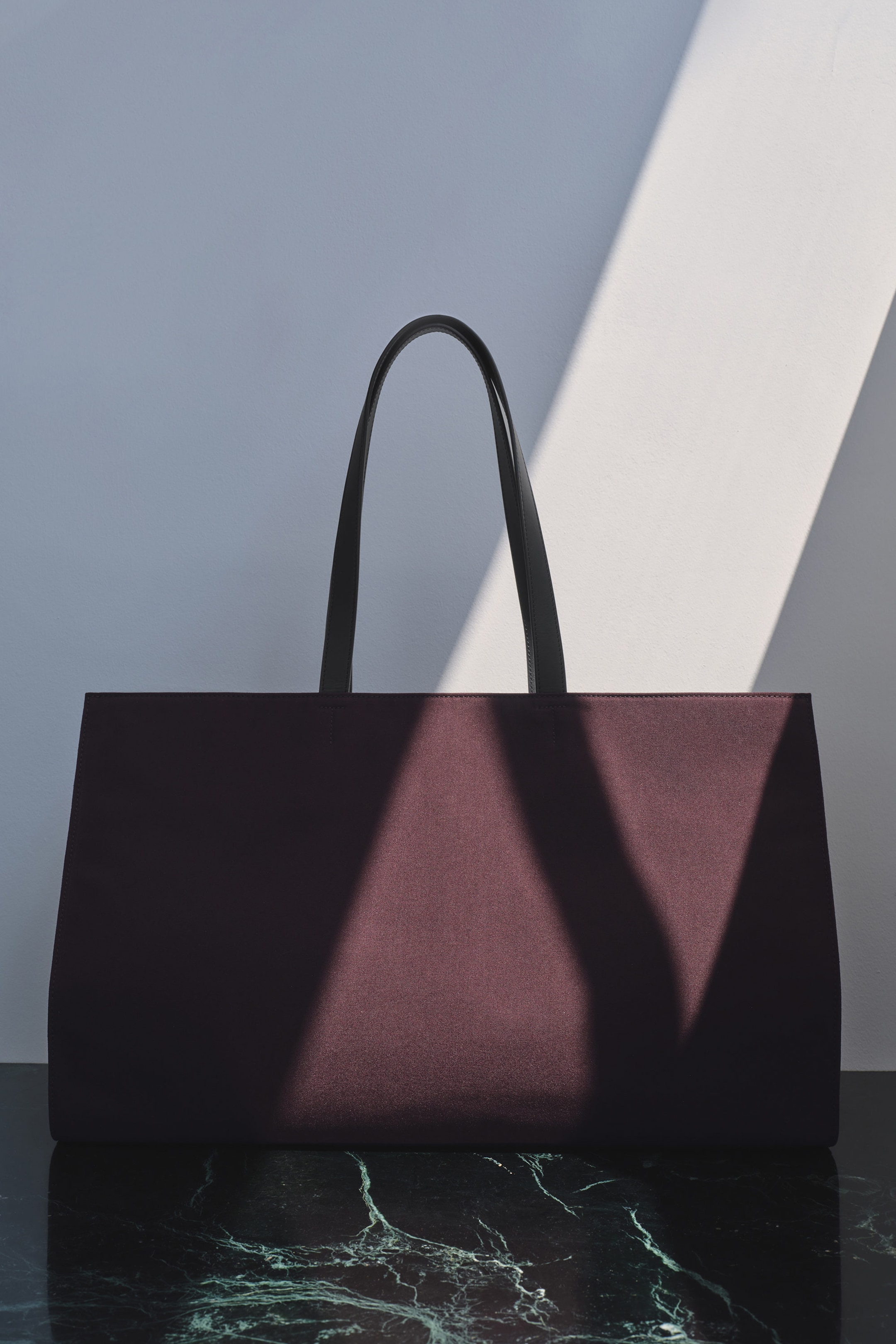 GALLERY TOTE BAG - CANVAS
