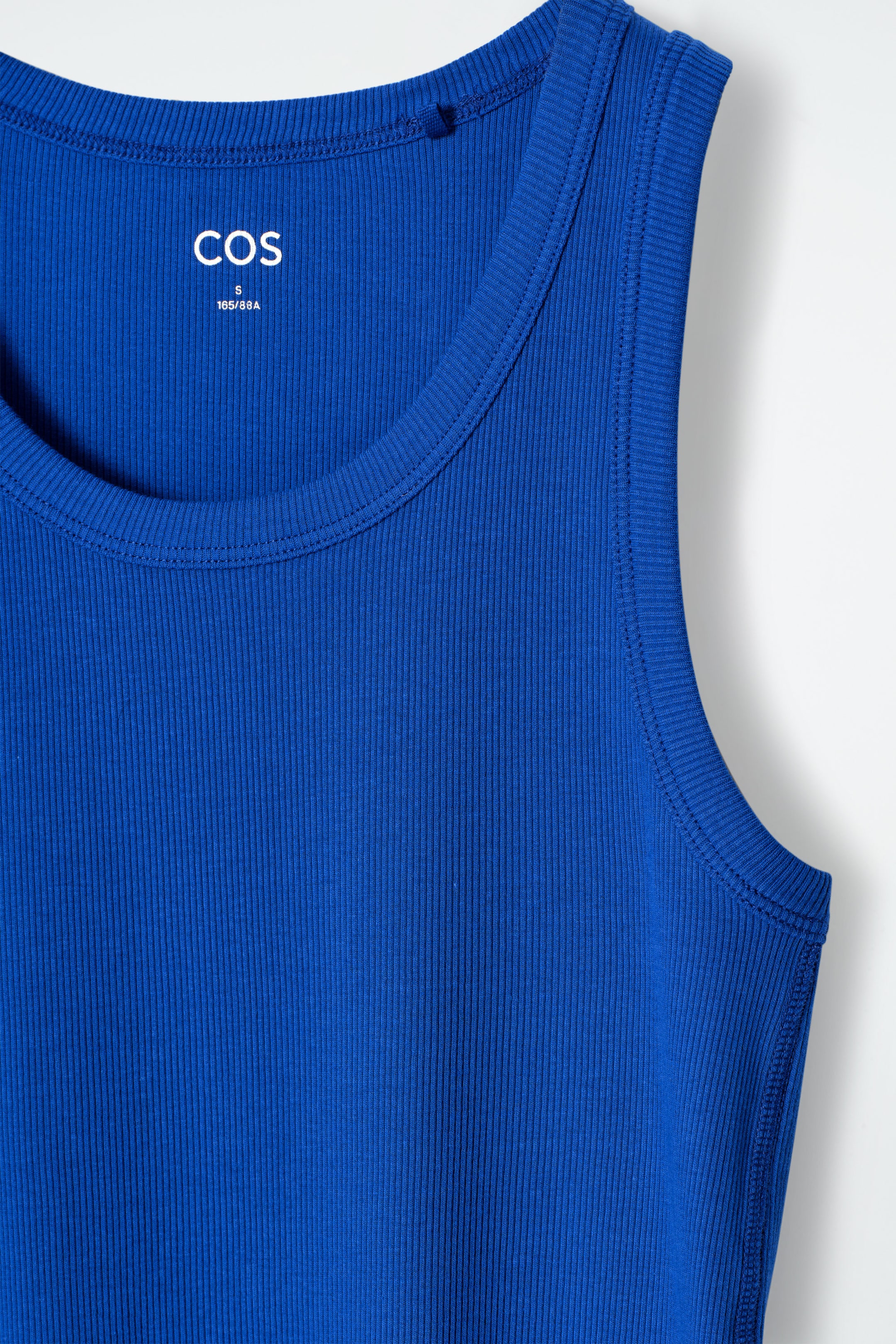 StillMedia/DescriptiveDetail