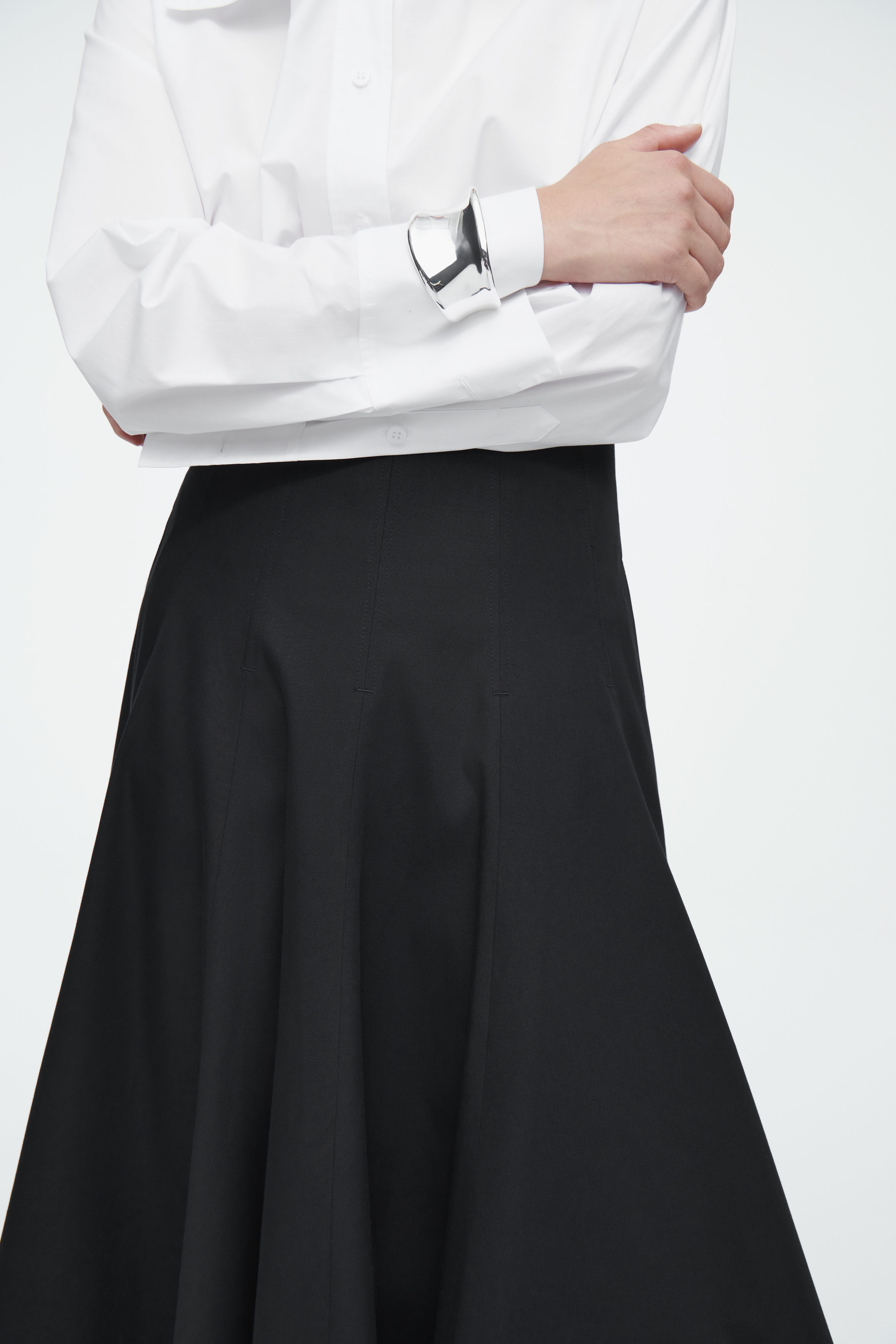 VOLUMINOUS A-LINE COTTON MIDI SKIRT - BLACK | COS