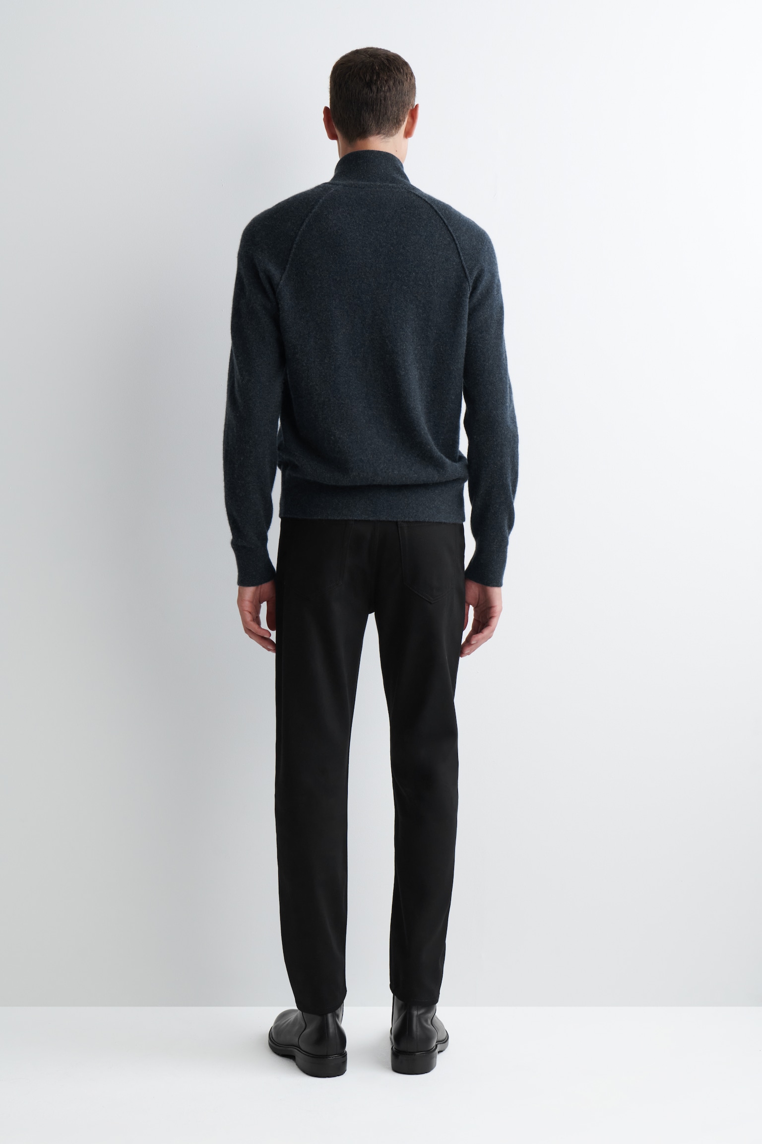 PIER JEANS MIT SCHMALEM BEIN - SCHWARZ/Dunkelblau - 6