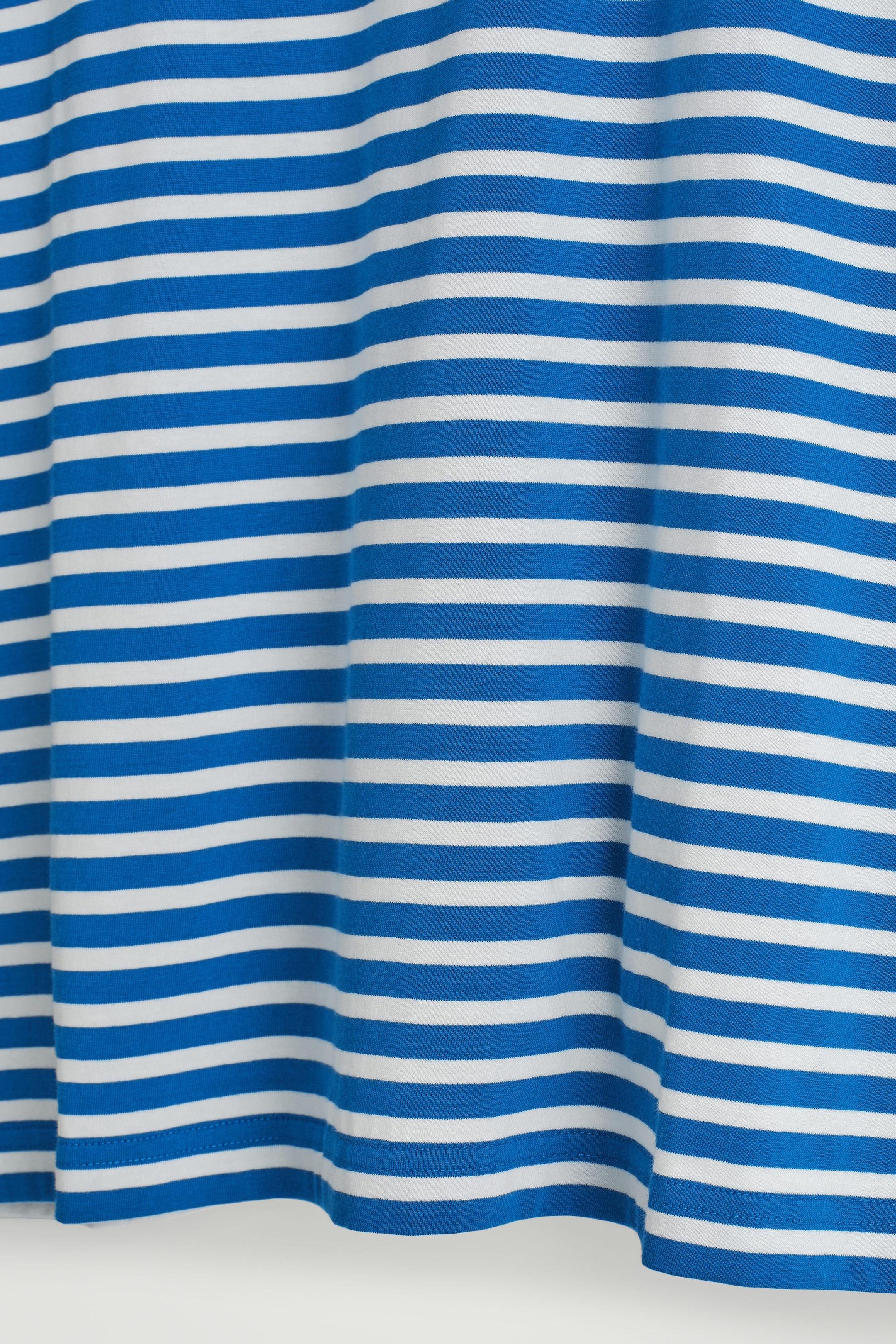 StillMedia/DescriptiveDetail