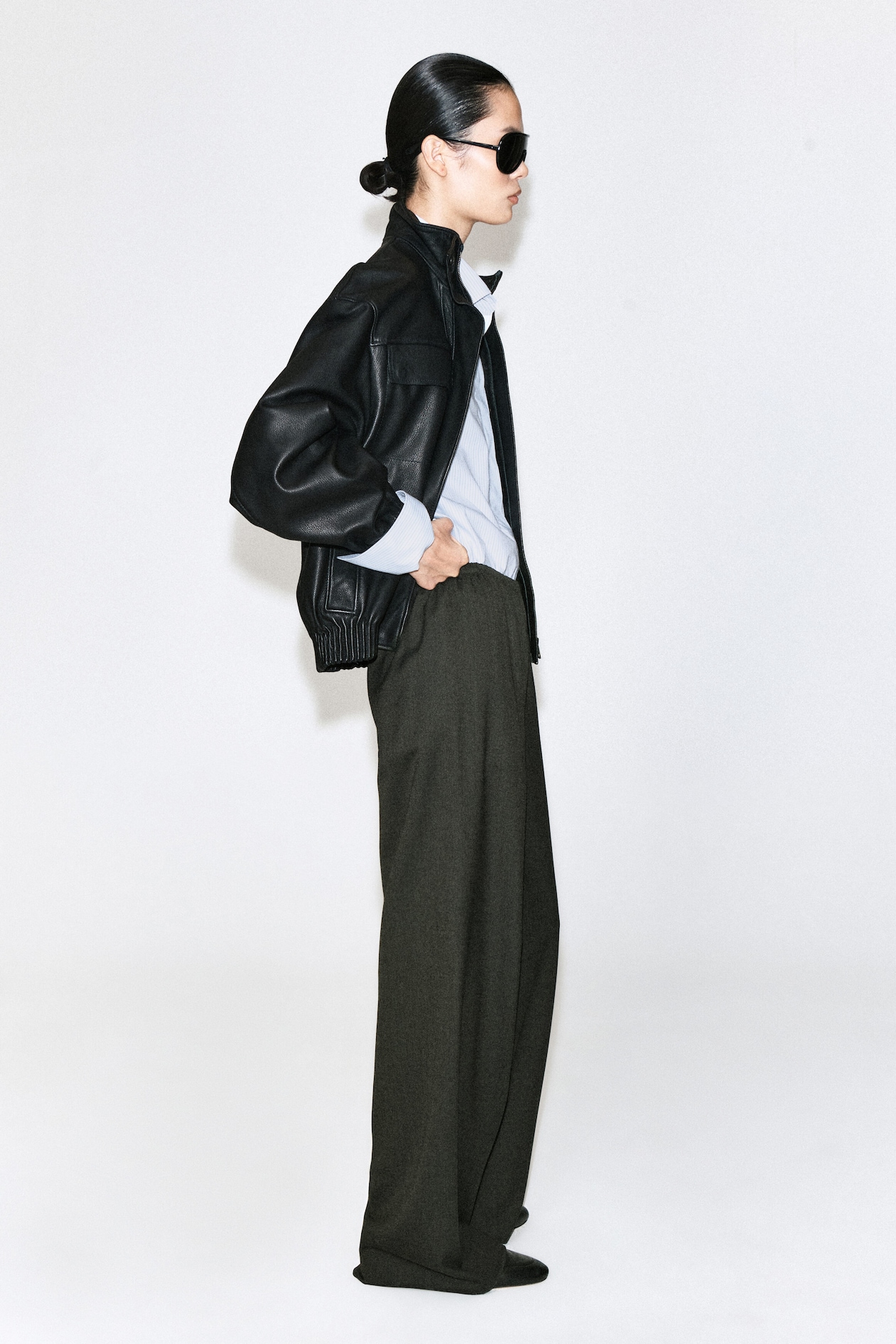 WOOL-BLEND WIDE-LEG PANTS — DARK GRAY