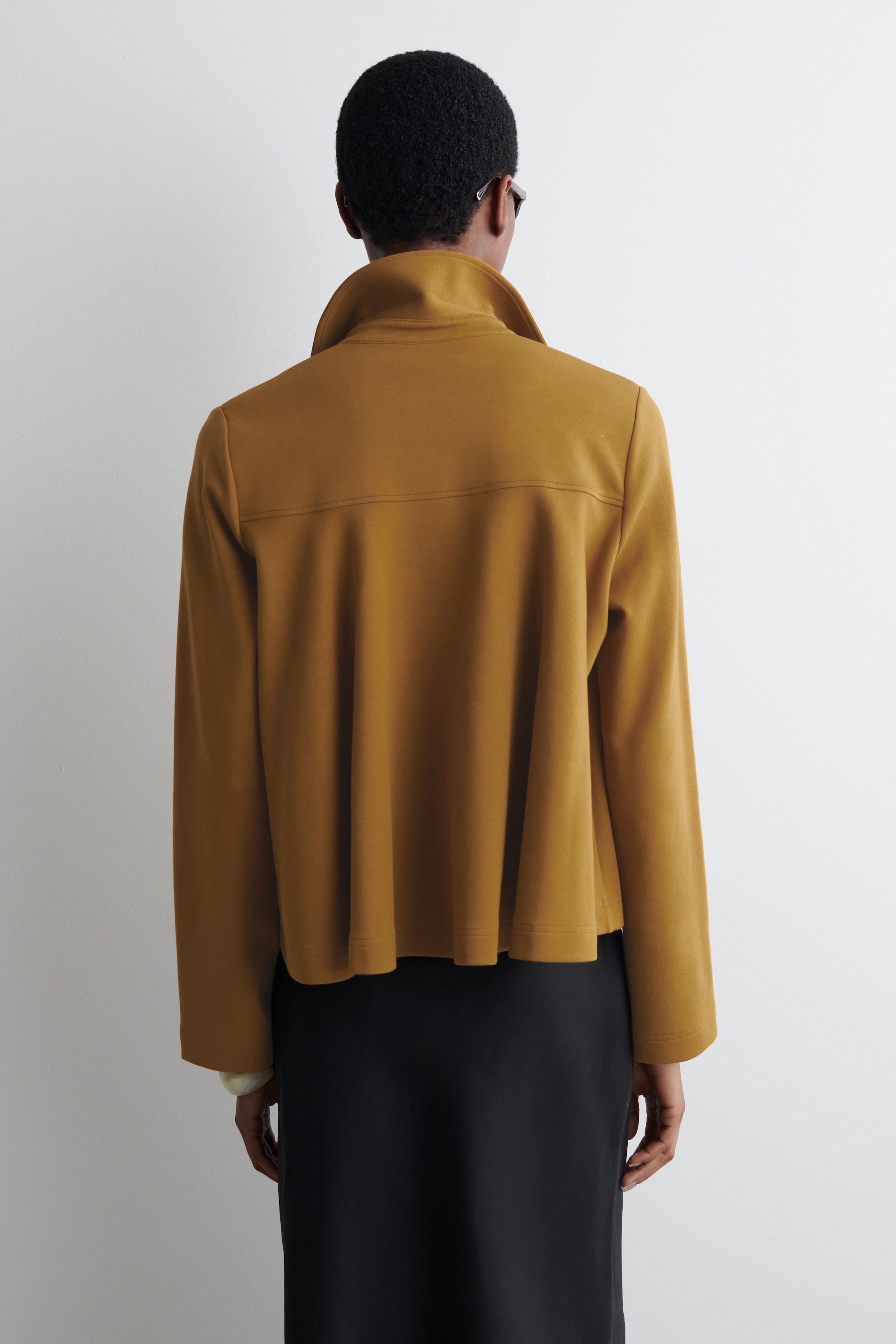 Ver imagen más grande: POLO ACAMPANADO EN PUNTO DE ALGODÓN - MARRÓN - MUJER | H&M ES 3
