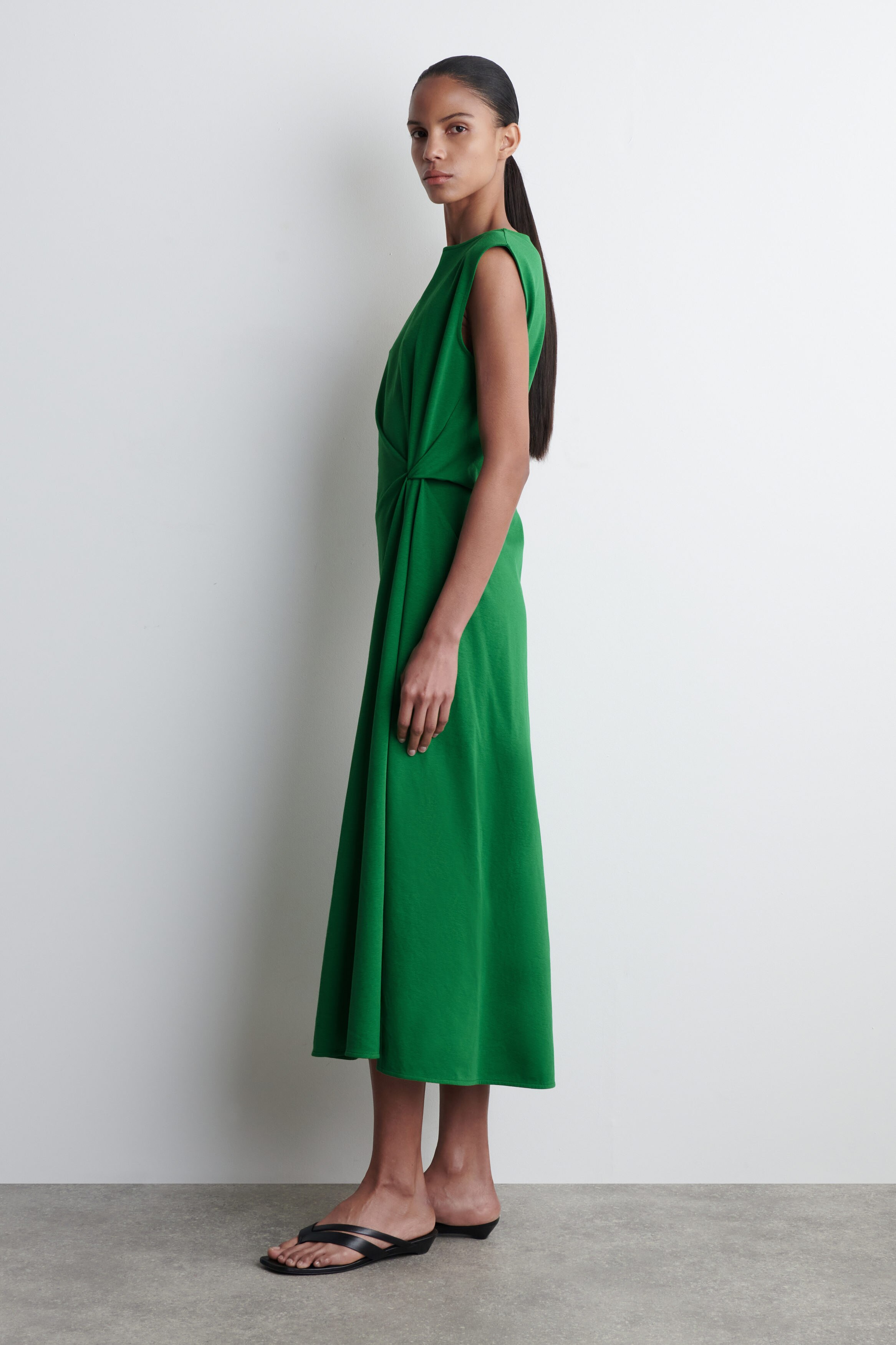 TWIST-DETAIL MIDI DRESS - GREEN | COS TWIST-DETAIL MIDI DRESS - GREEN | COS