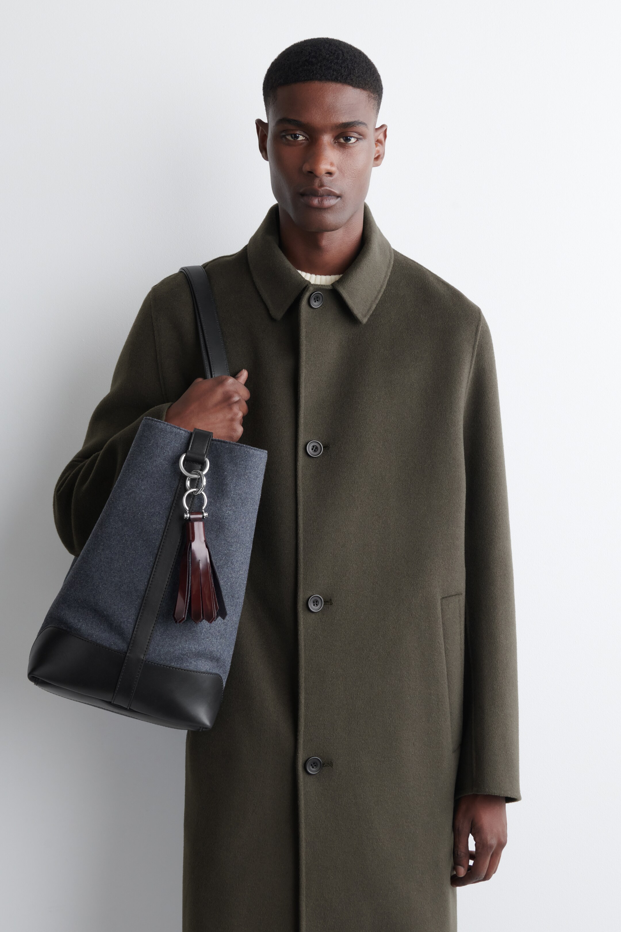 Ingrandisci l'immagine: TASSELLED LEATHER KEYRING - BORDEAUX - UOMO | H&M CH 1