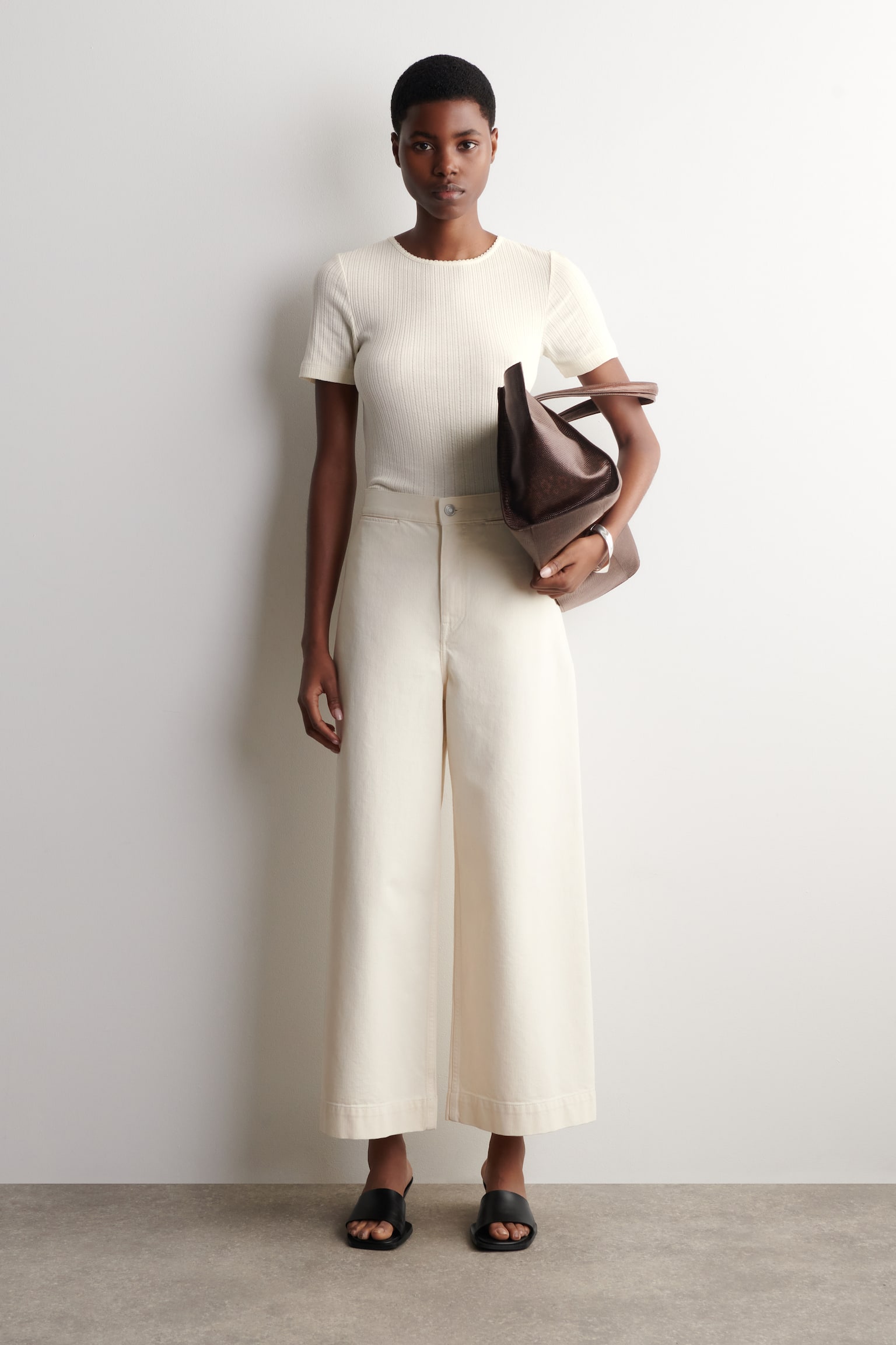 CROPPED WIDE-LEG DENIM TROUSERS - ECRU/BLACK/MARO - 1