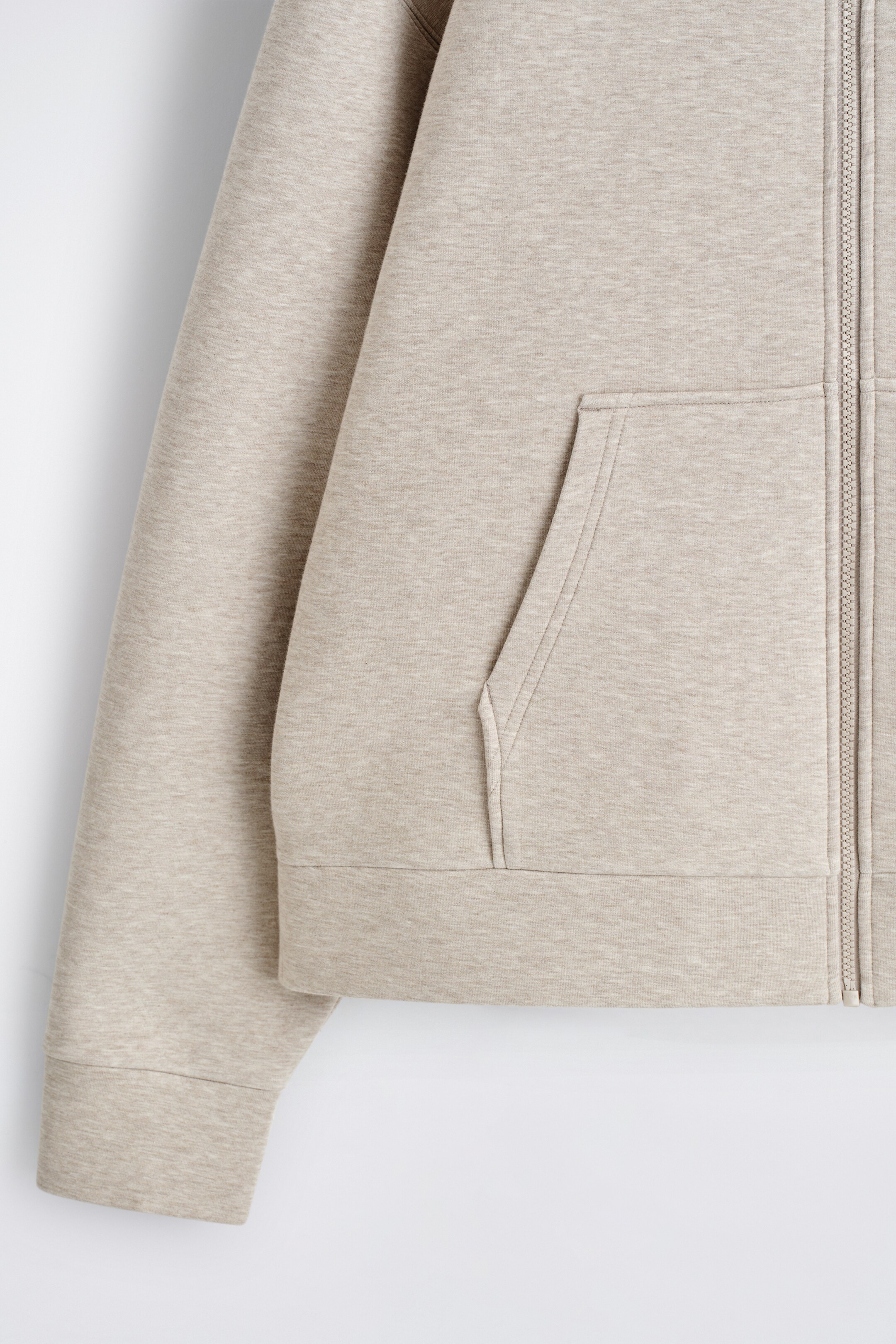 Größeres Bild anzeigen: OVERSIZED-KAPUZENJACKE AUS SCUBA-JERSEY - BEIGE - Men | H&M AT 7