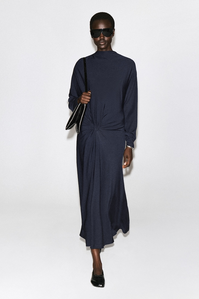 COS CHICAGO Look 5