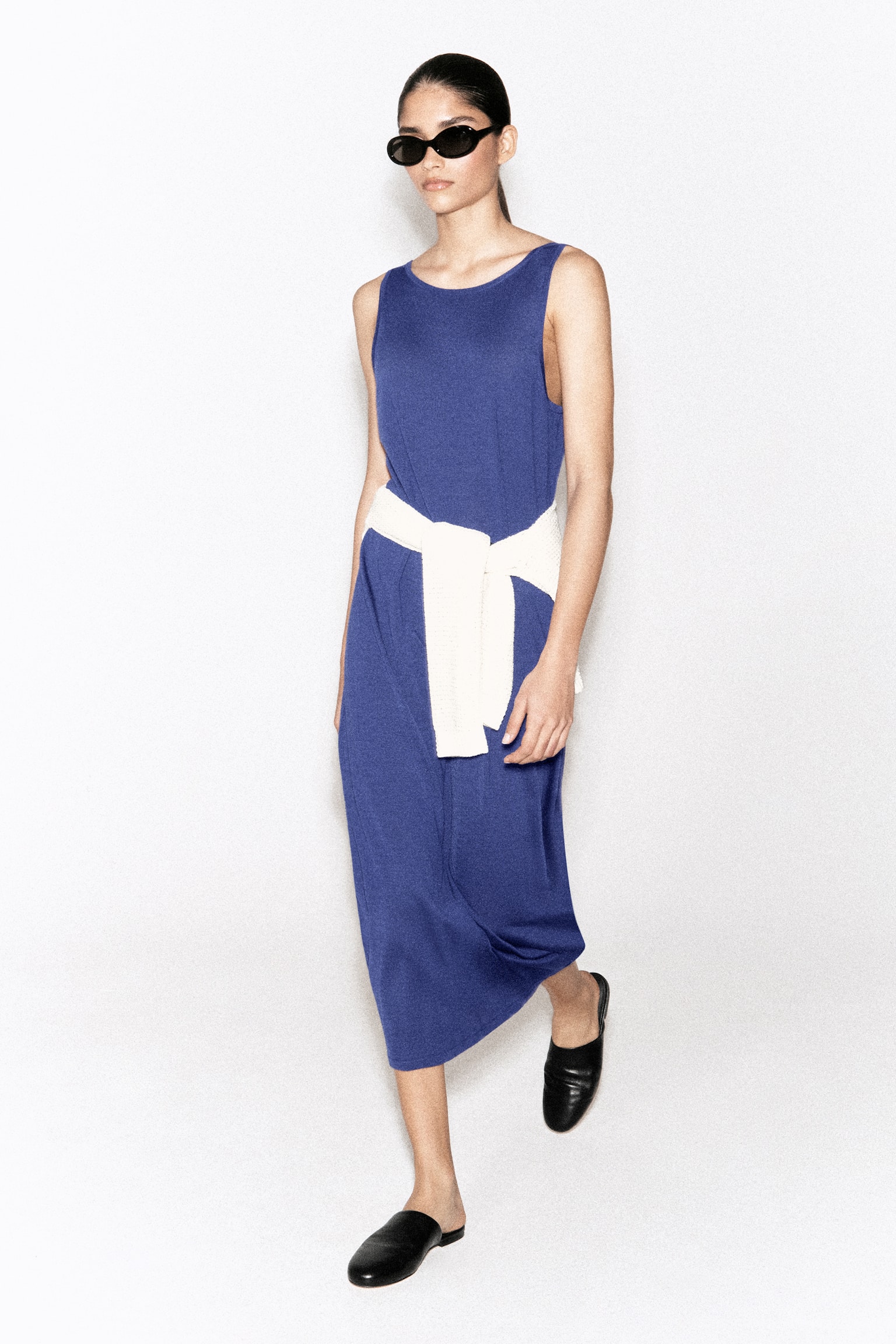 ABITO MAXI IN LANA MERINO DALLA LINEA ARROTONDATA - BLU COBALTO - 1