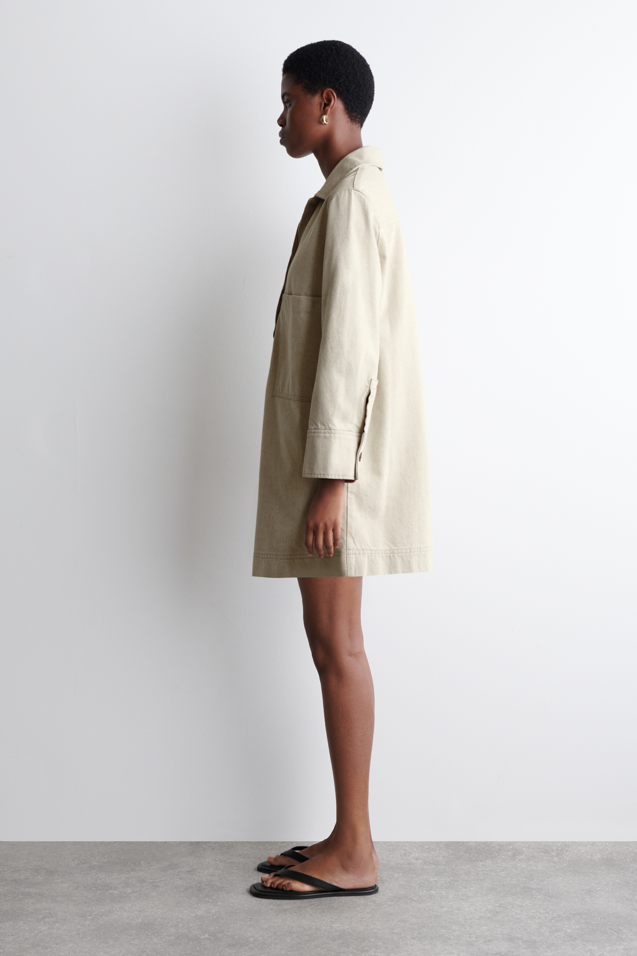 Agrandir l'image: ROBE-CHEMISE À COL OUVERT EN DENIM - BEIGE - FEMME | H&M CH 5