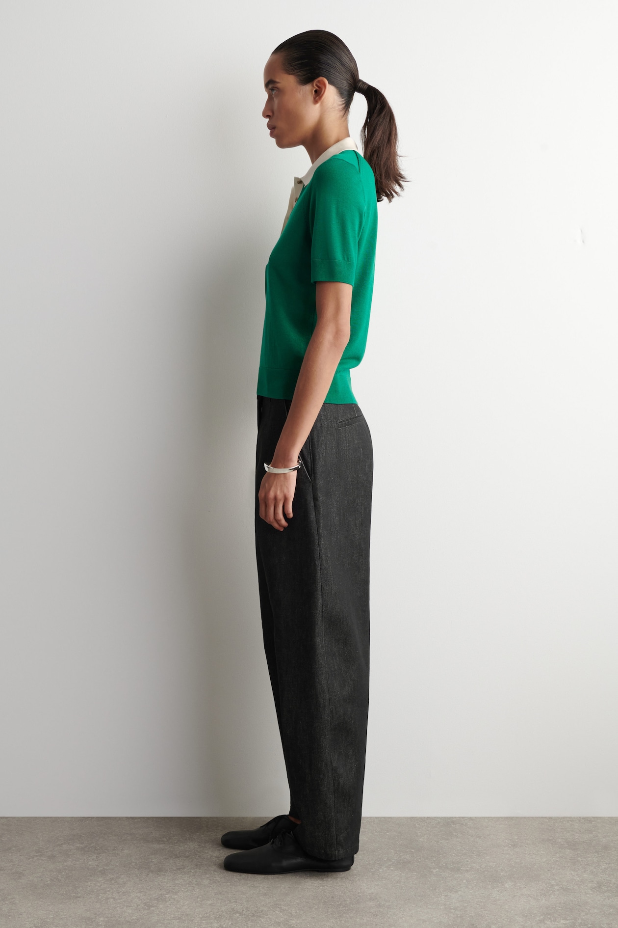 SHRUNKEN WOOL-BLEND POLO SHIRT — GREEN / WHITE