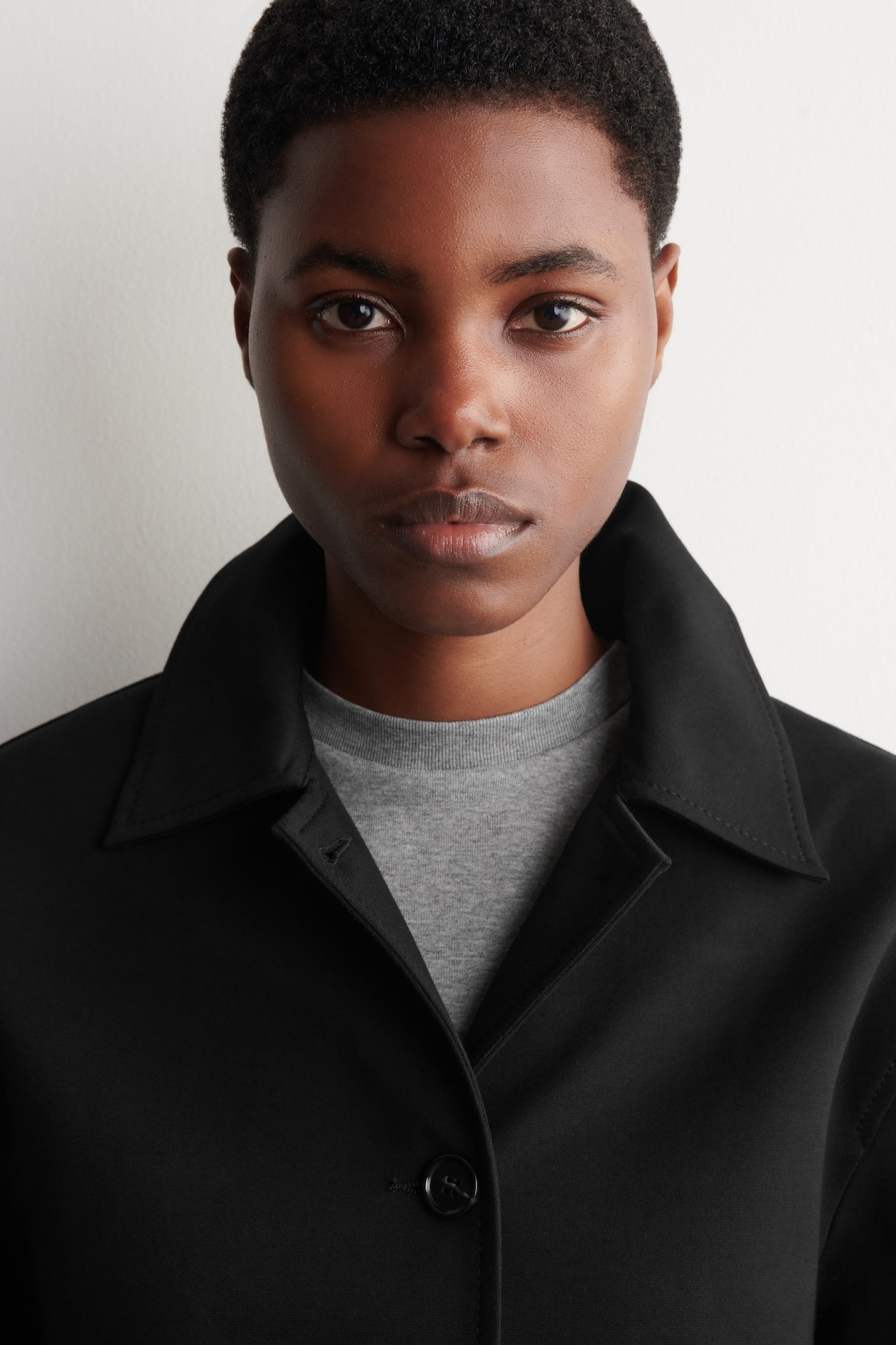 ROUNDED JERSEY JACKET — BLACK