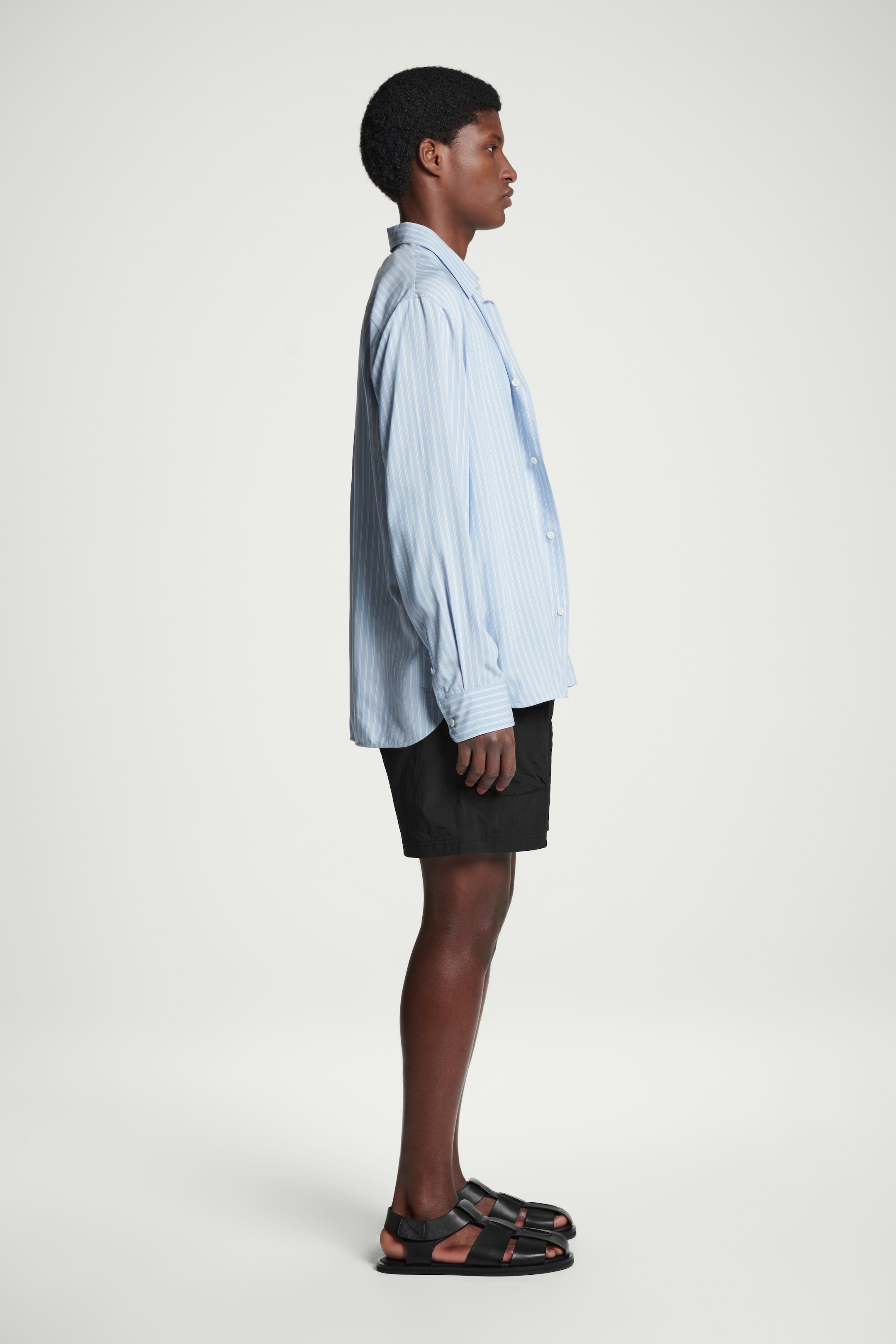 Ver imagem maior: CALÇÕES DE BANHO UTILITÁRIOS - PRETO - HOMEM | H&M PT 4