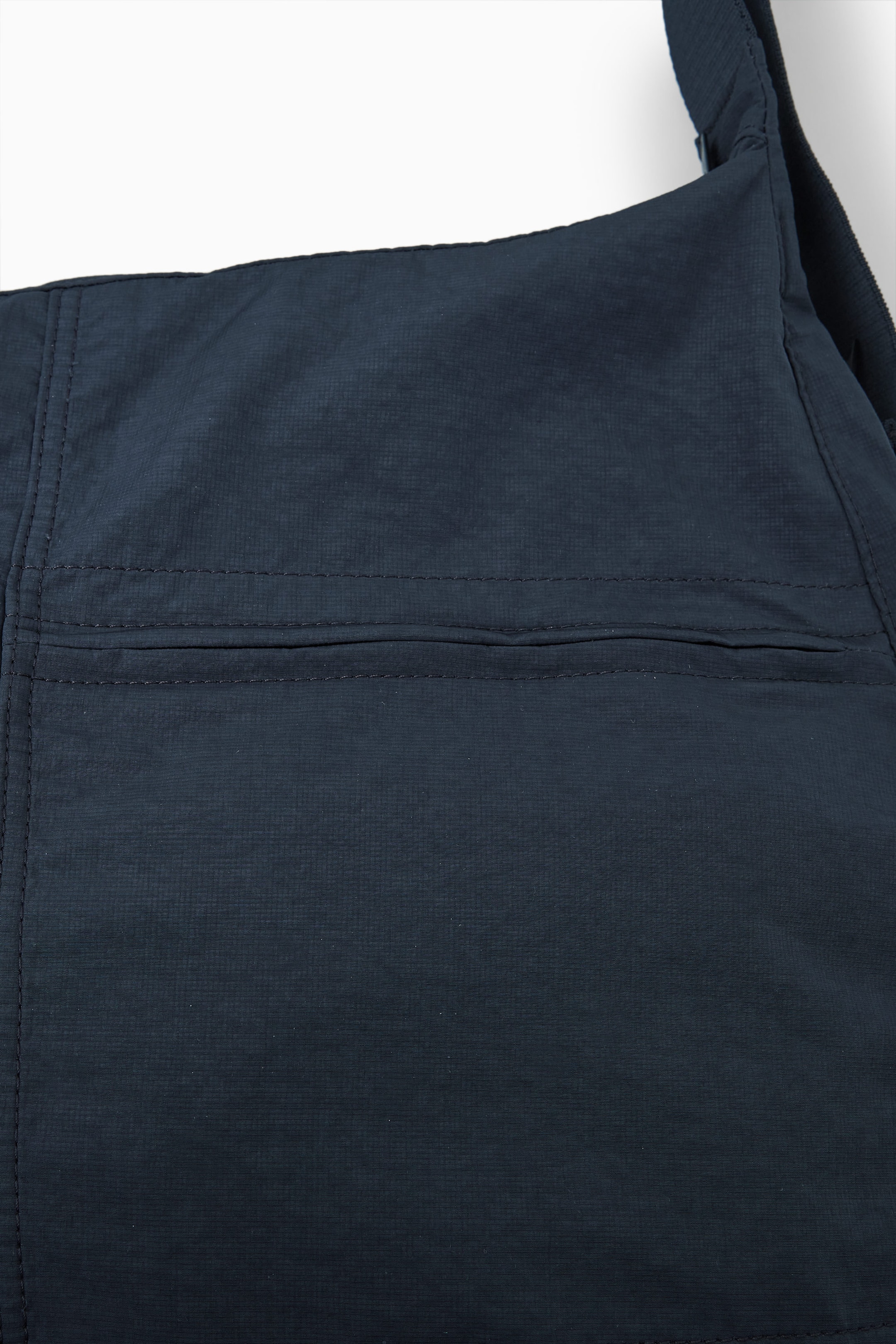 StillMedia/DescriptiveDetail