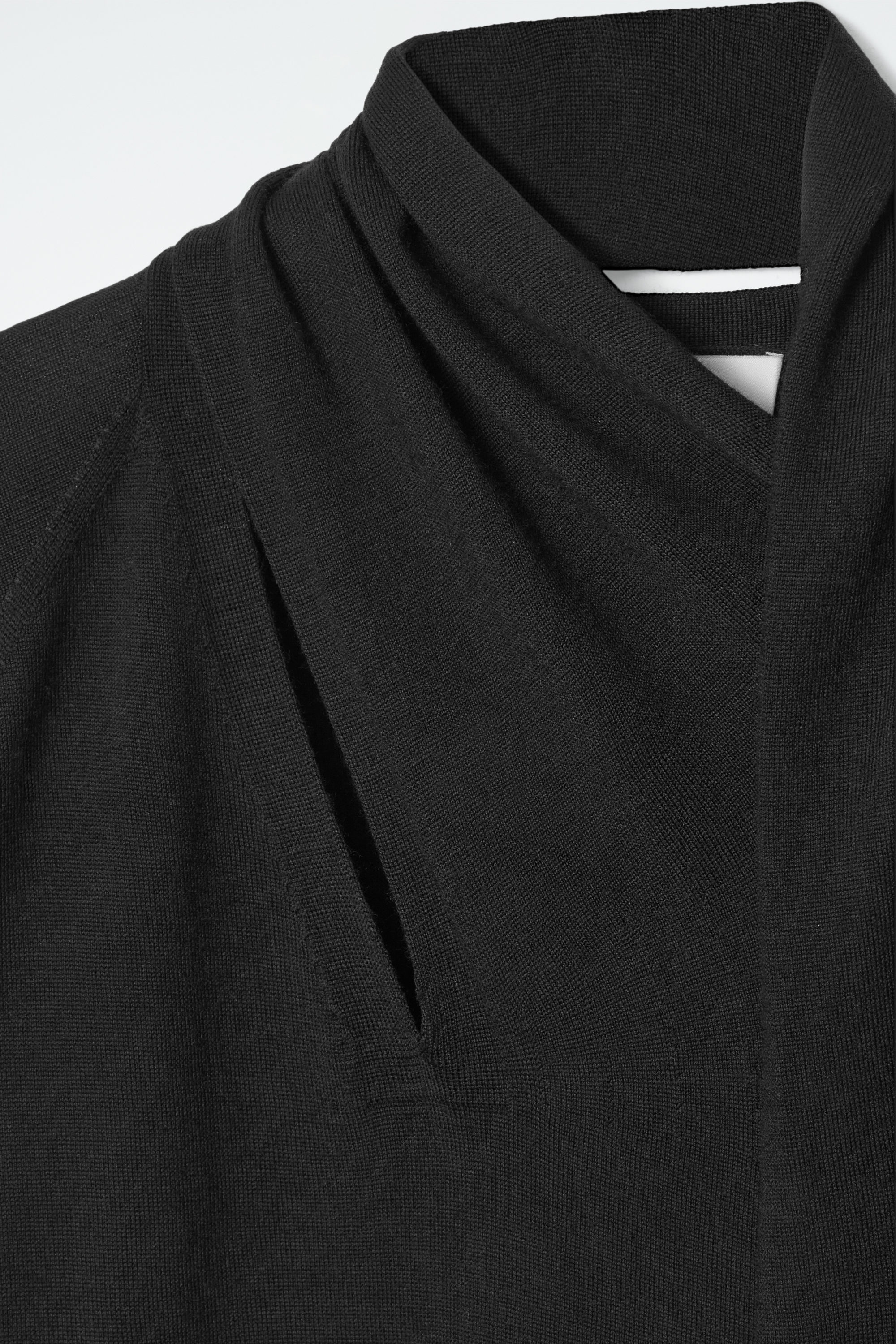 [RECTO] / ☆ 25SS SCARF DETAIL JUMPER / BLACK RECTO - Official Website