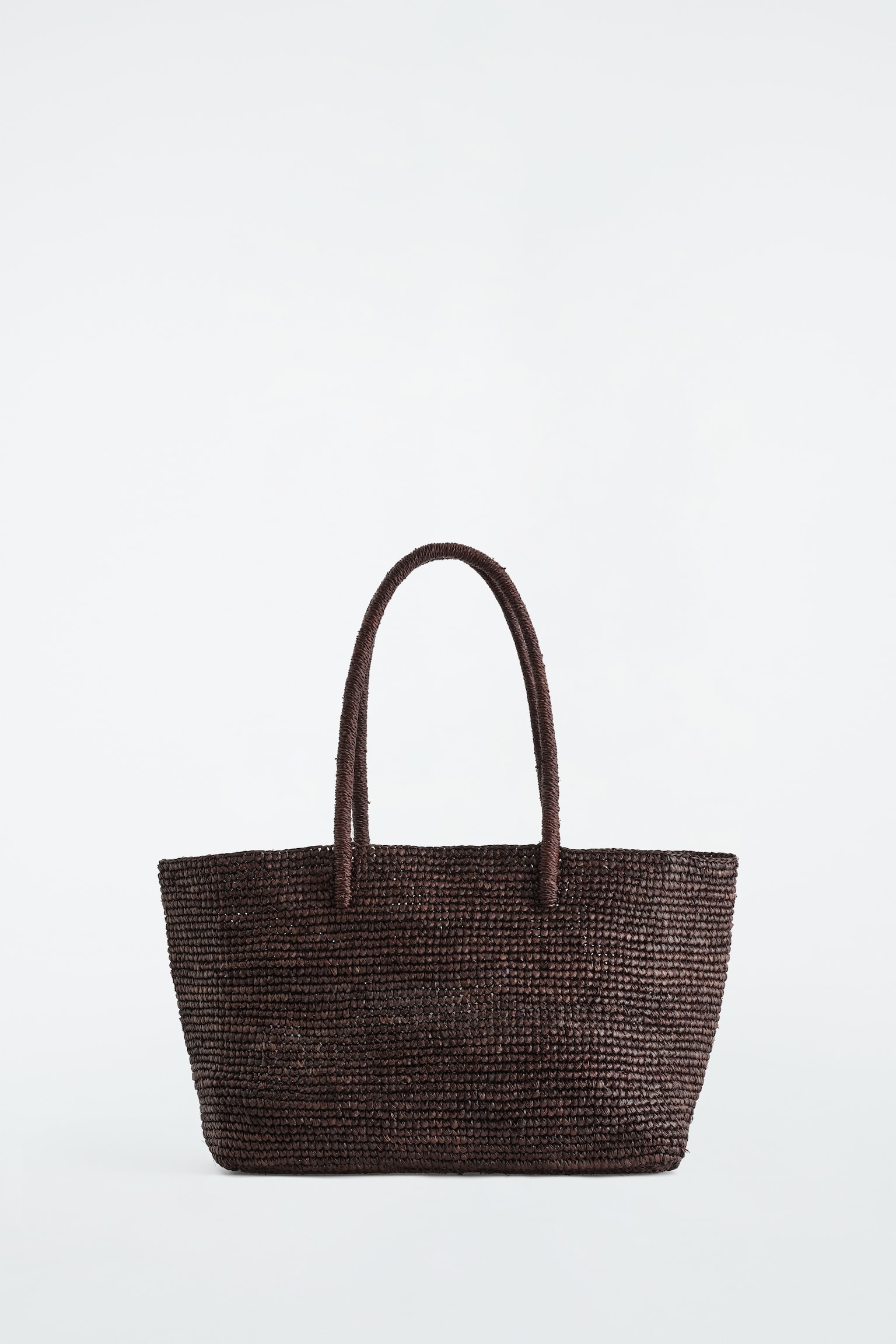 BOLSO TOTE TEJIDO A MANO - RAFIA - MARRÓN OSCURO/BEIGE - 2
