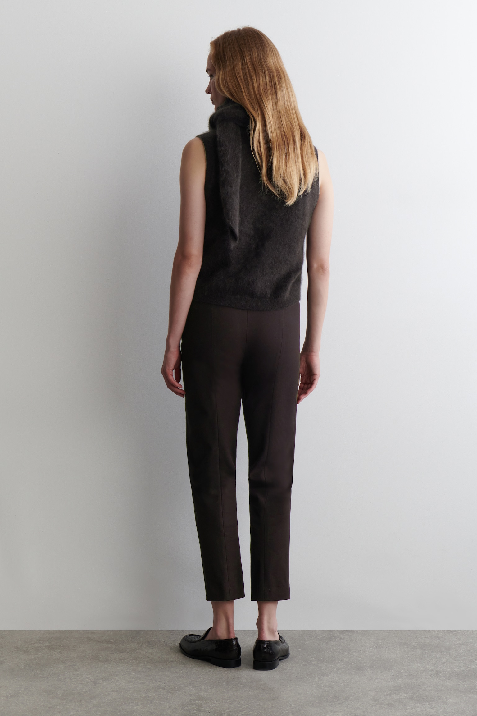 SLIM-LEG CROPPED TROUSERS - BROWN/BLACK - 5