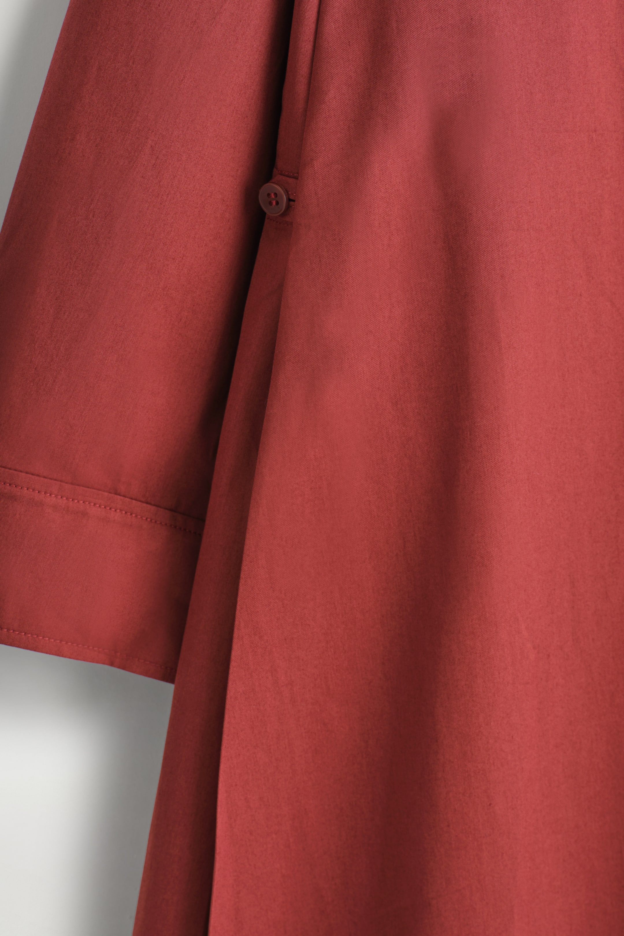 Grösseres Bild ansehen: VOLUMINÖSES HEMDKLEID IN MAXILÄNGE - ROSTBRAUN - DAMEN | H&M CH 7