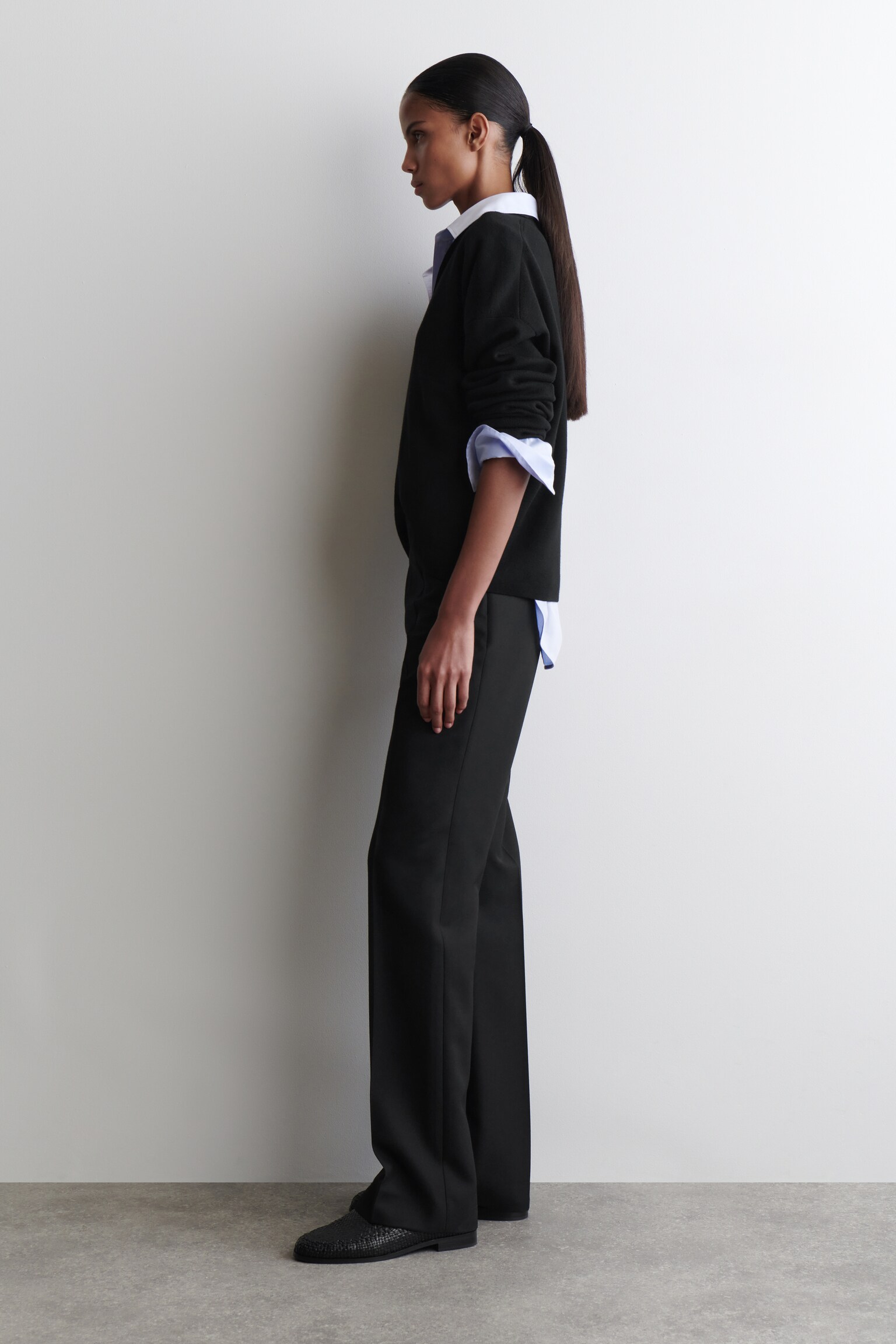 ELEGANTE HOSE AUS WOLL-MIX - SCHWARZ - 4