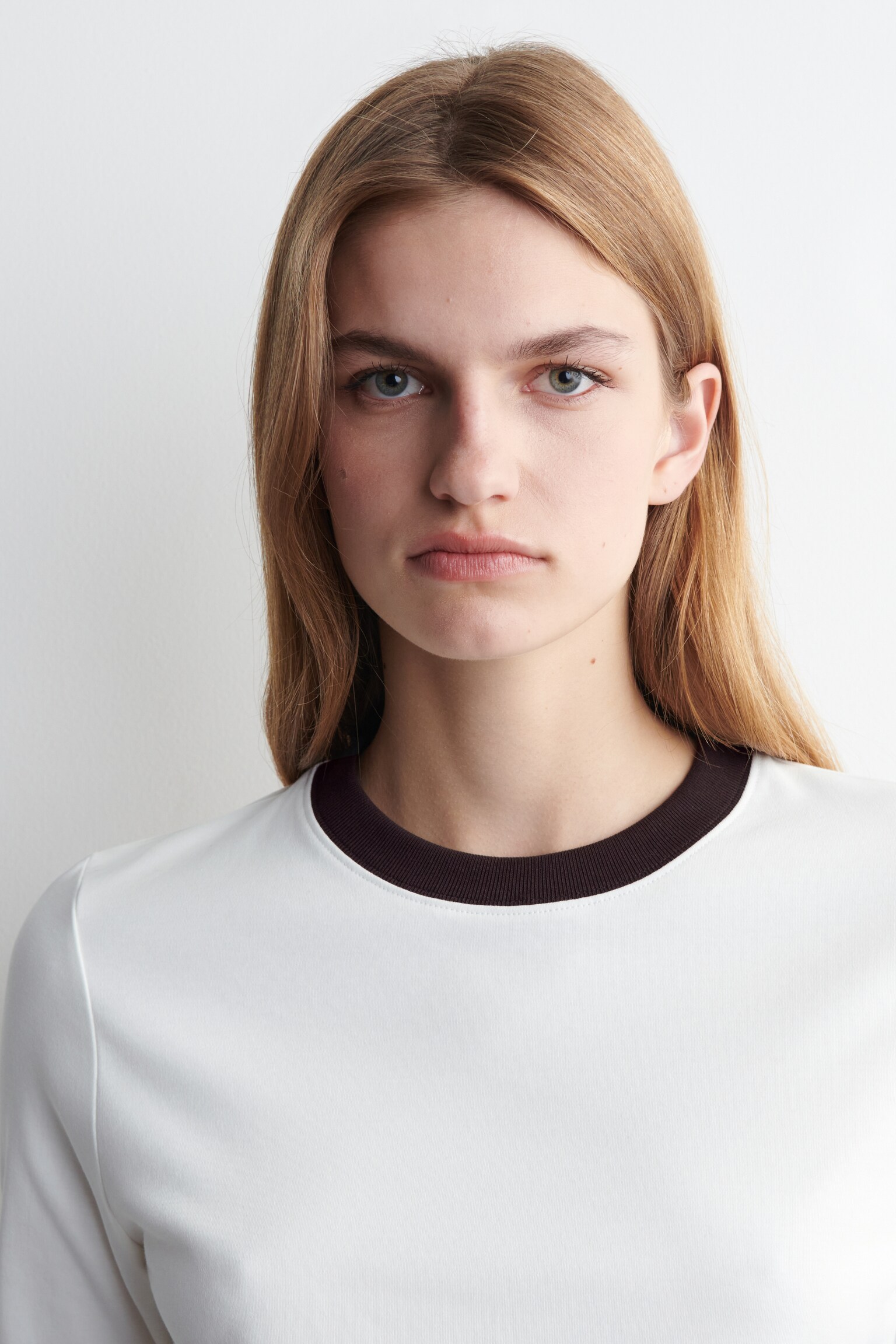 SCHLICHTES LANGARMSHIRT MIT NORMALER PASSFORM - WEISS/BRAUN/SCHWARZ/BEIGE/UNGEFÄRBT/Weiß/OLIVGRÜN MELIERT/HELLBLAU/BRAUN/GESTREIFT - 4