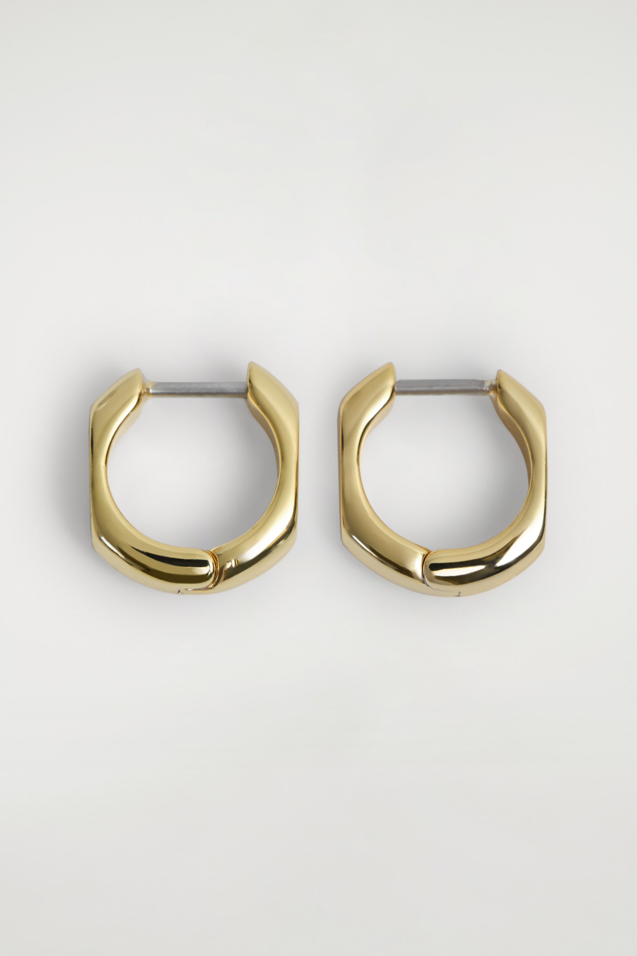 Agrandir l'image: PETITES CRÉOLES SCULPTURALES - DORÉ - FEMME | H&M FR 3