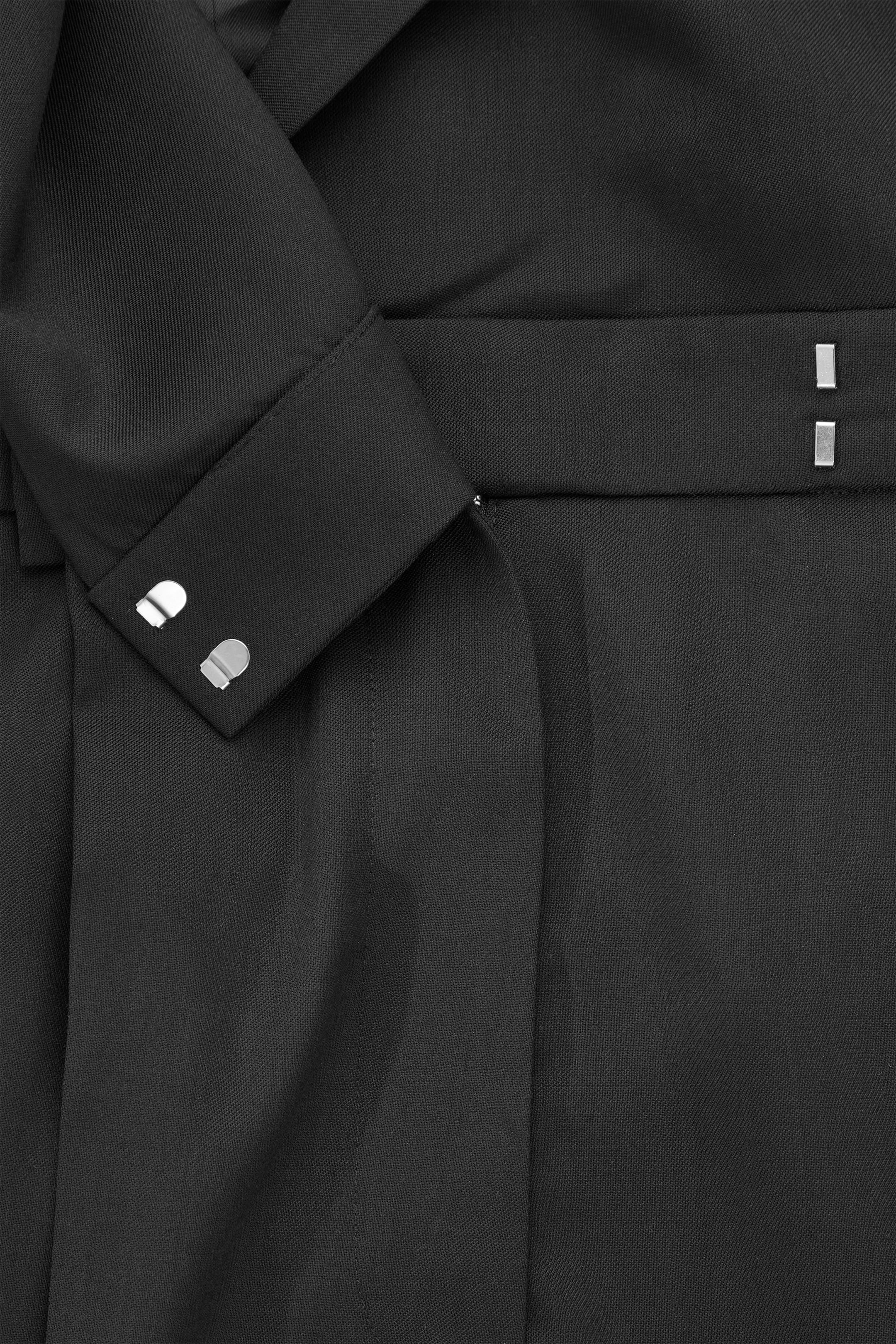 Grösseres Bild ansehen: ELEGANTER SMOKING-JUMPSUIT AUS WOLLE - SCHWARZ - DAMEN | H&M CH 2