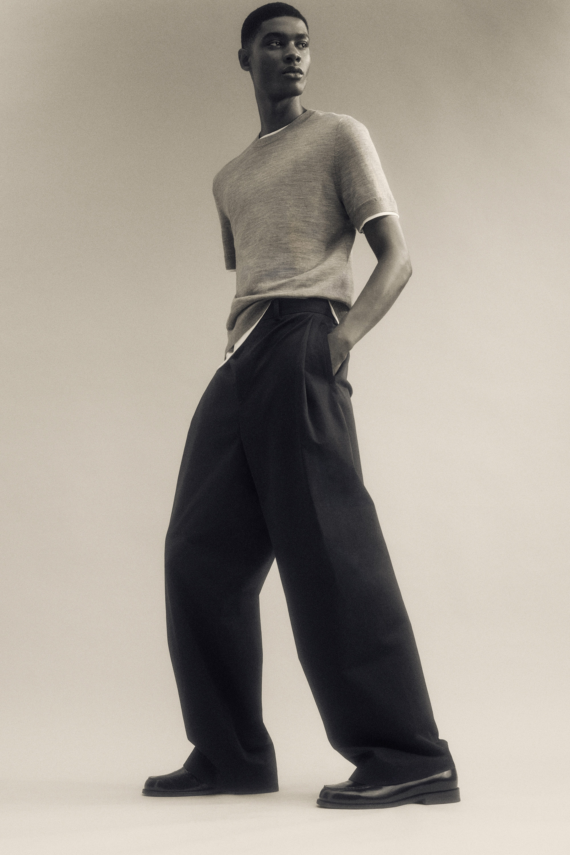 PLEATED COTTON WIDE-LEG PANTS - BLACK | COS
