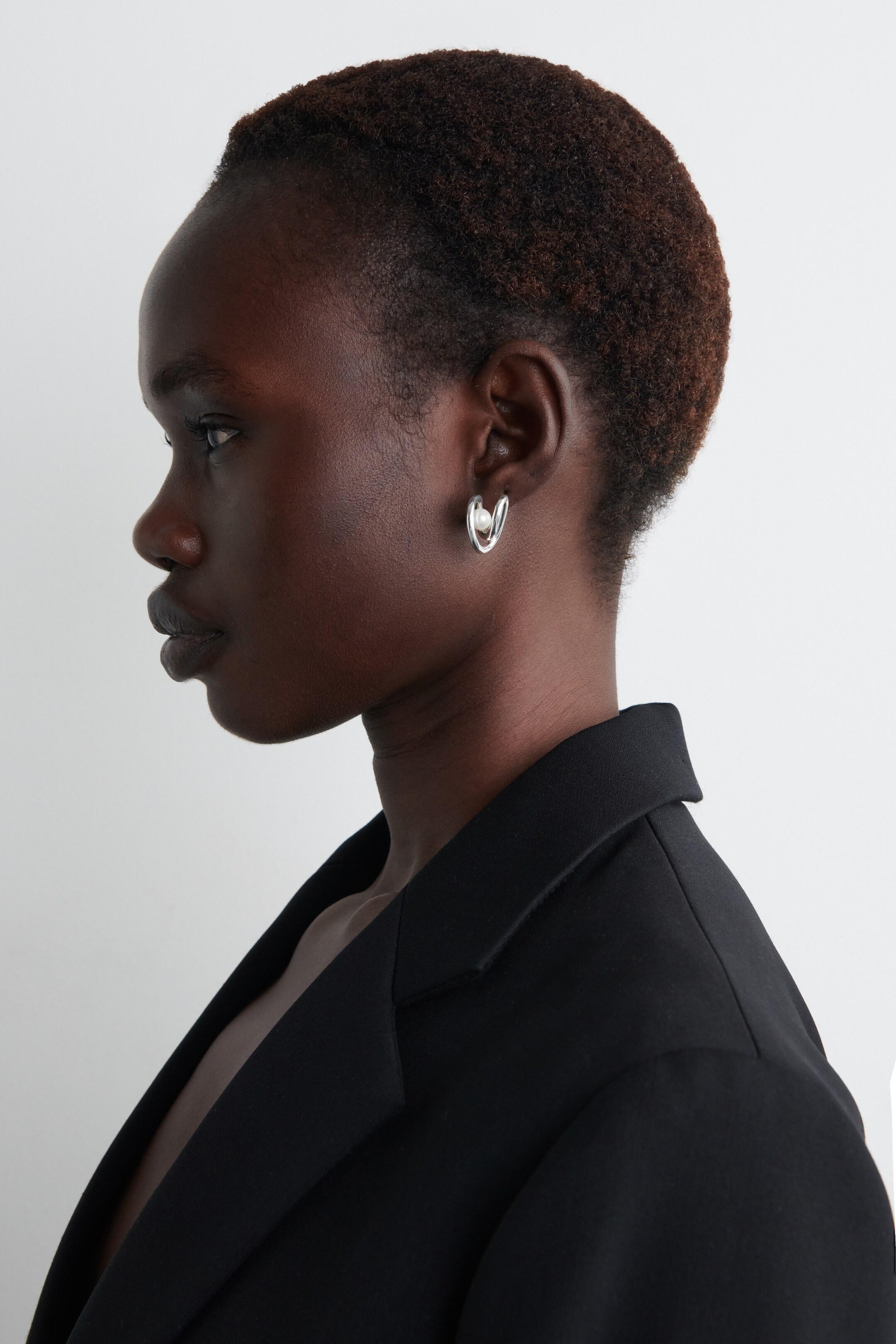 Visualizza immagine più grande: ORECCHINI DI PERLE D'ACQUA DOLCE SPAIATE - ARGENTO - DONNA | H&M IT 3