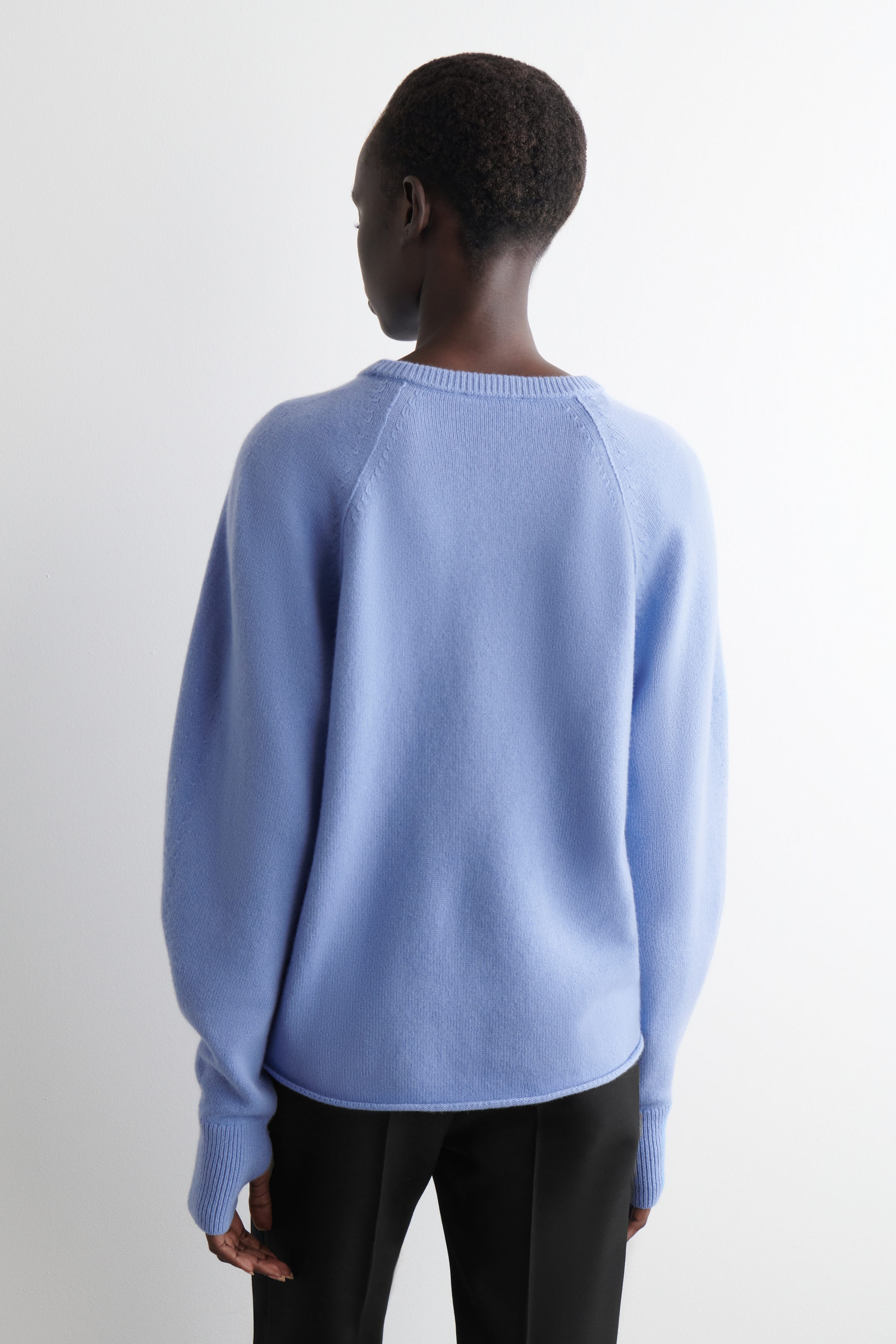 MERINO WOOL V-NECK SWEATER