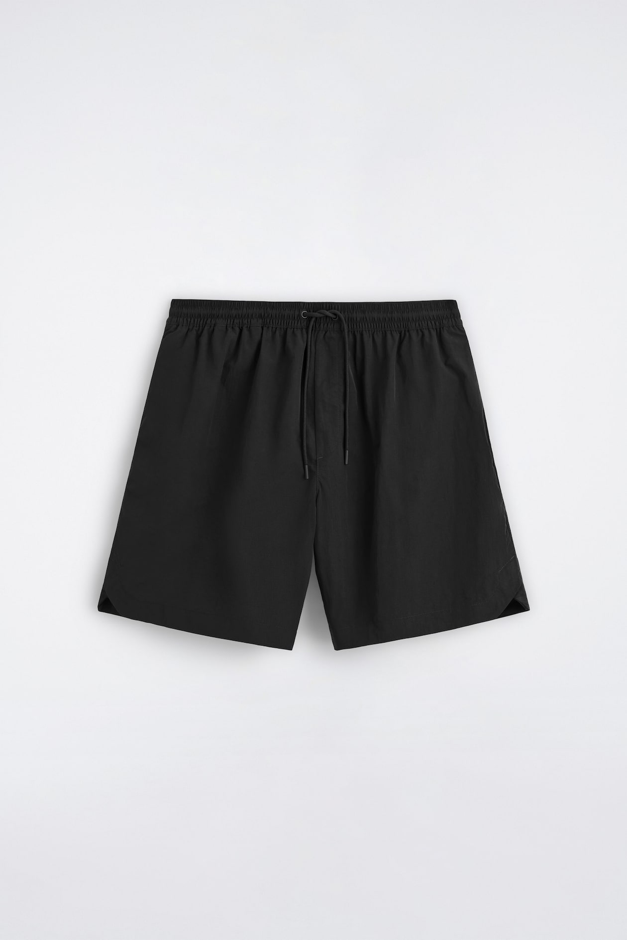 BADESHORTS AUS NYLON MIT KORDELZUGBUND