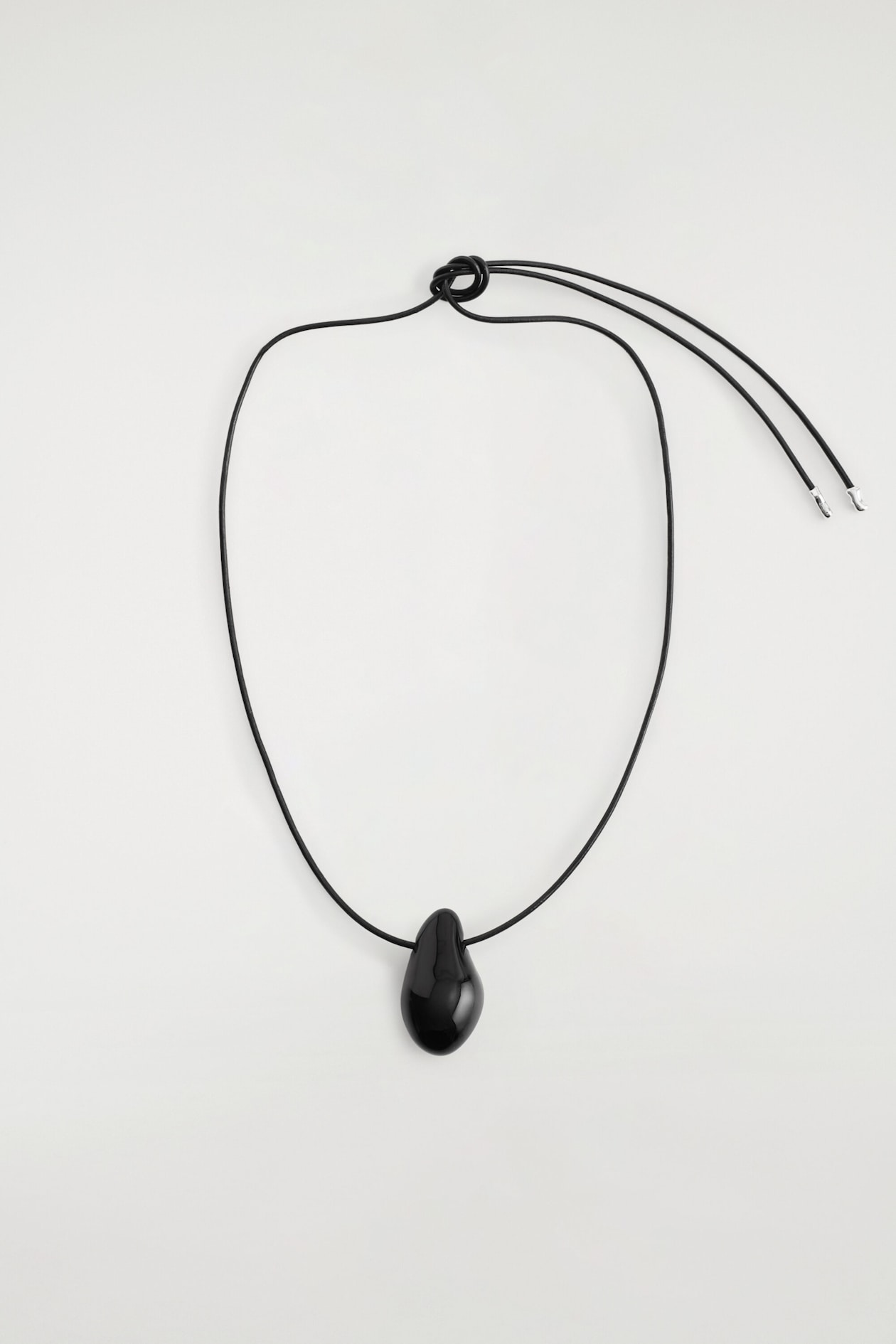DOMED GLASS PENDANT NECKLACE — BLACK