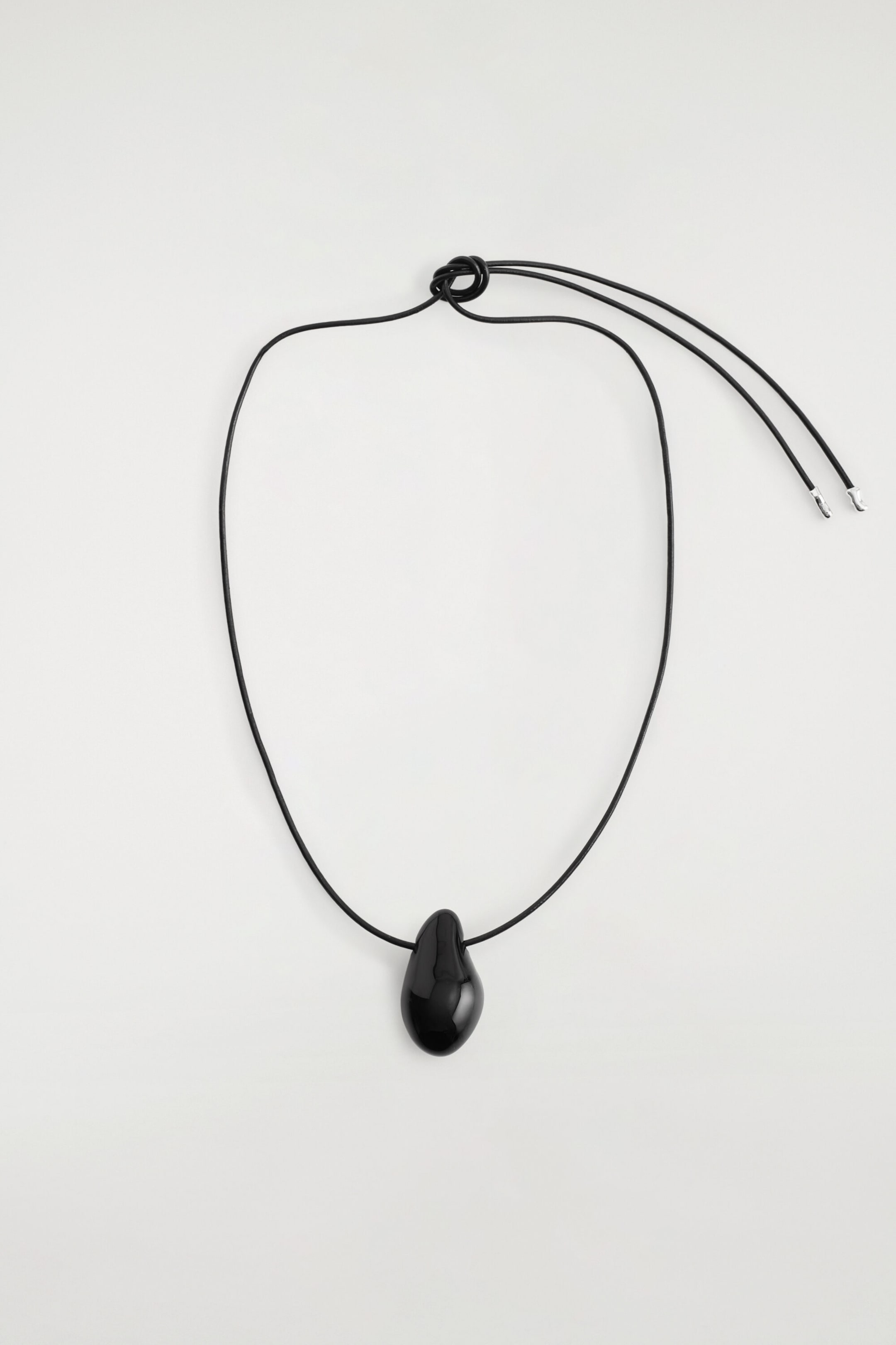 DOMED GLASS PENDANT NECKLACE