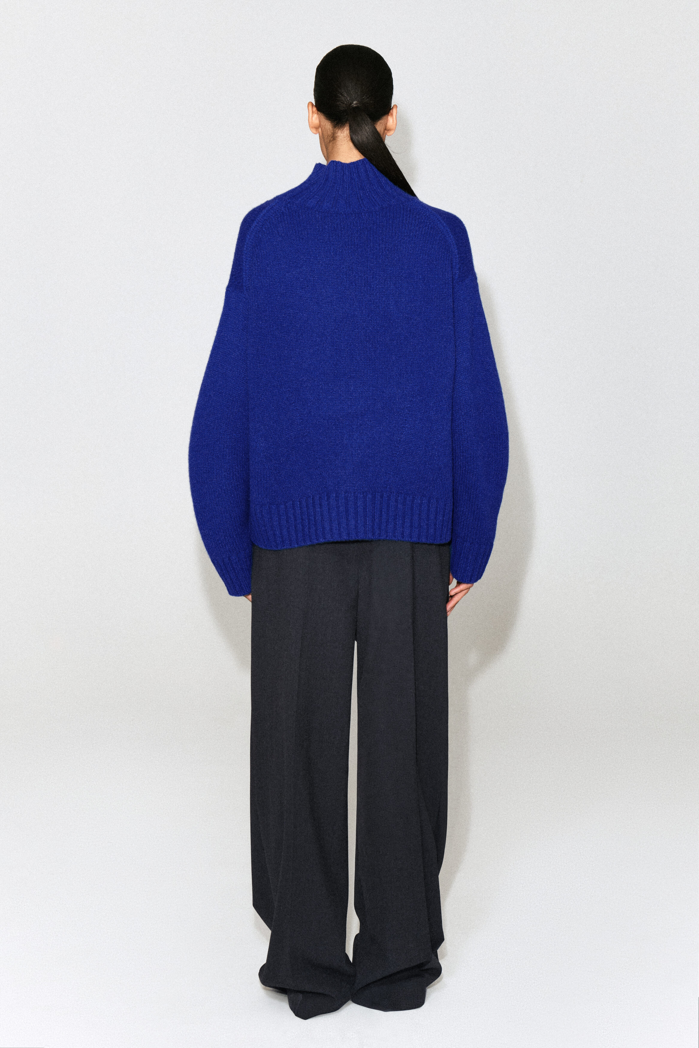 CHUNKY CASHMERE MOCK-NECK SWEATER - COBALT BLUE | COS US