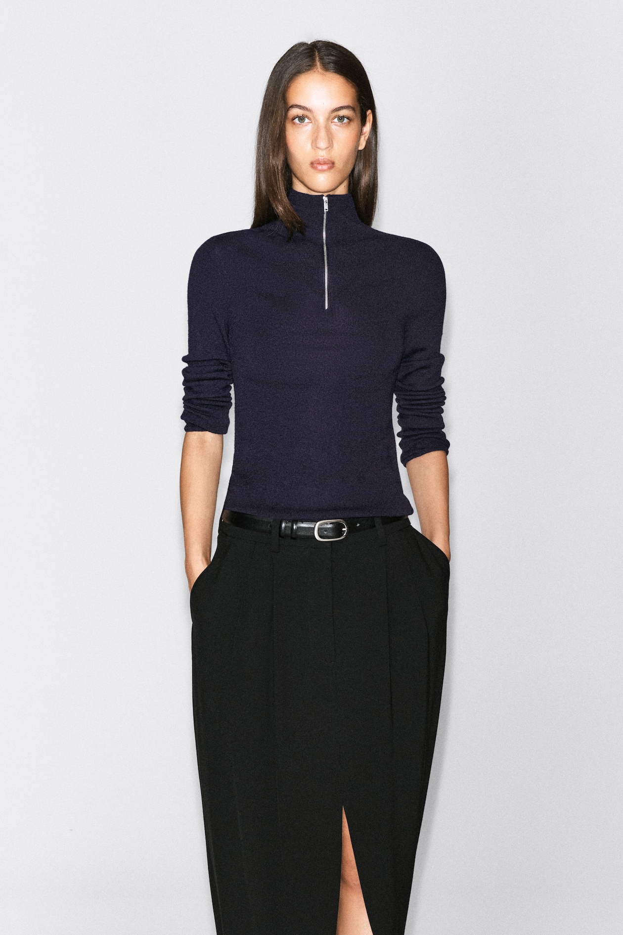 SEAMLESS MERINO WOOL ZIP-UP TOP — NAVY