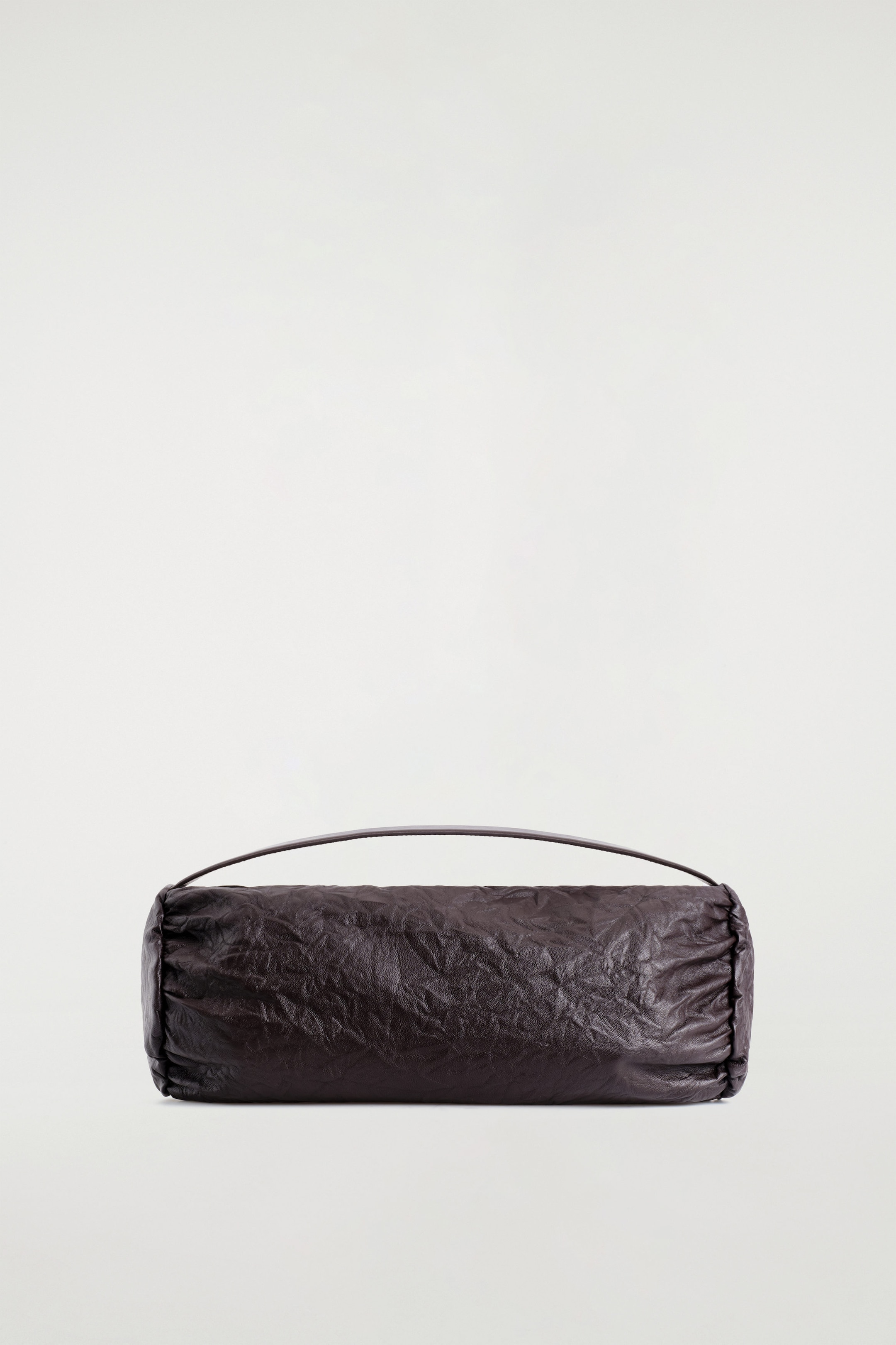 ZYLINDER-CLUTCH - STRUKTURIERTES LEDER