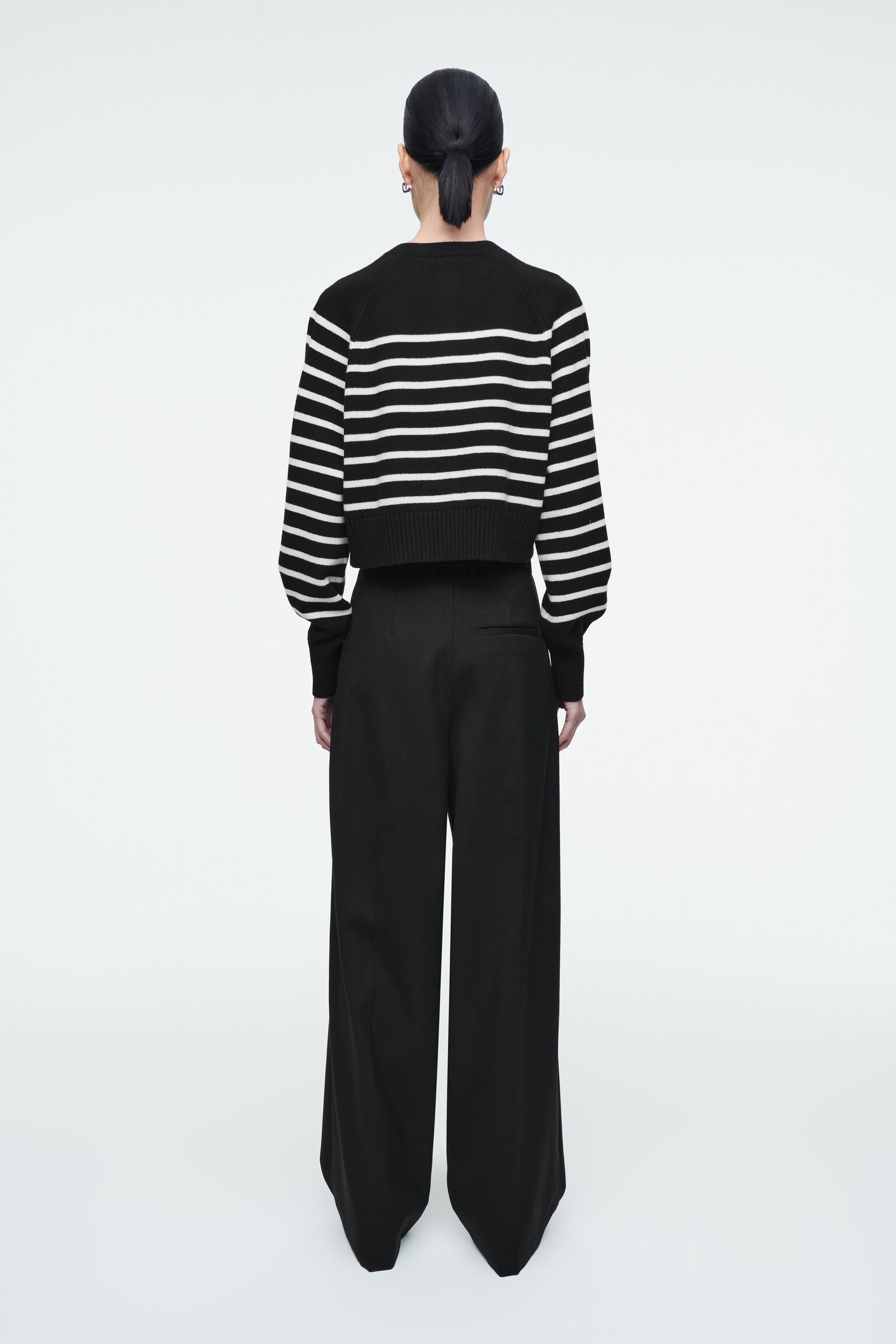 CÁRDIGAN DE LANA CROPPED - NEGRO/BLANCO/A RAYAS - 4