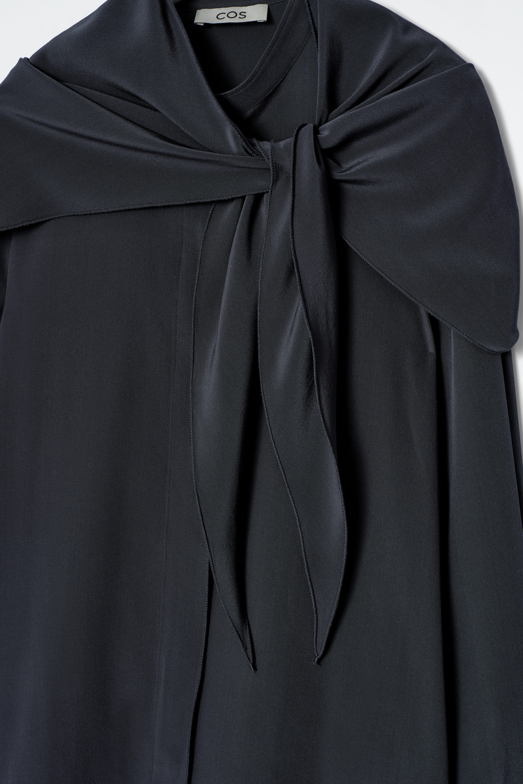 SILK SCARF-DETAIL SHIRT