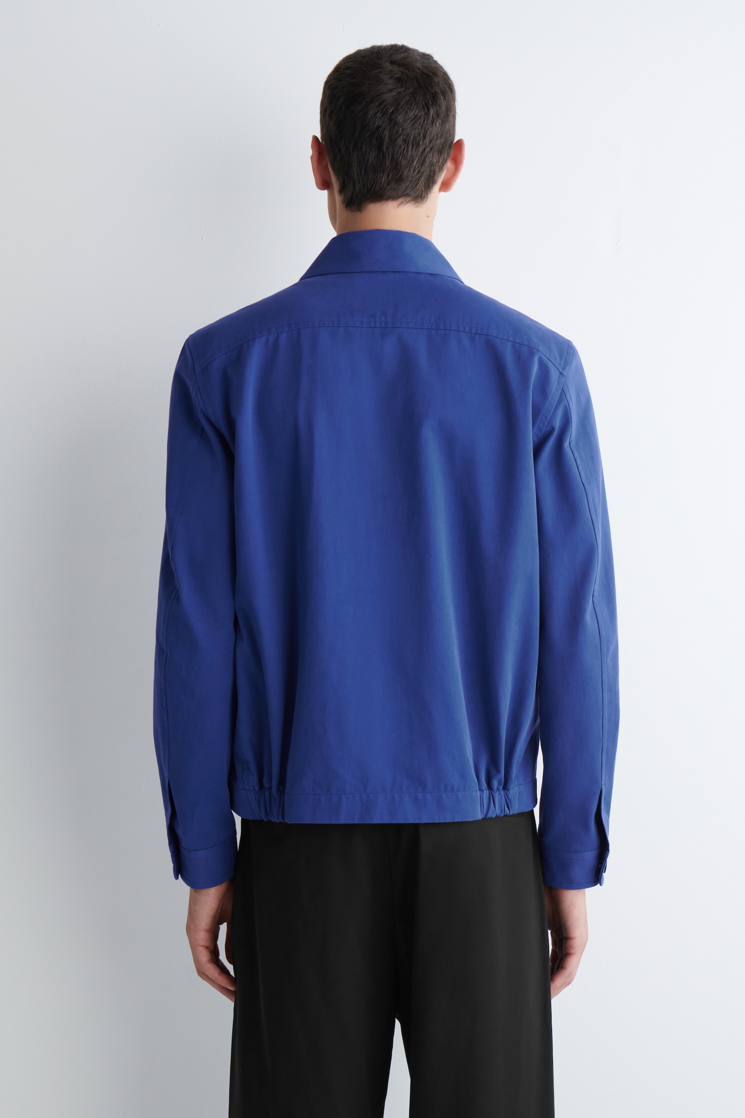 SOBRECAMISA UTILITY EN SARGA DE ALGODÓN - AZUL - 4