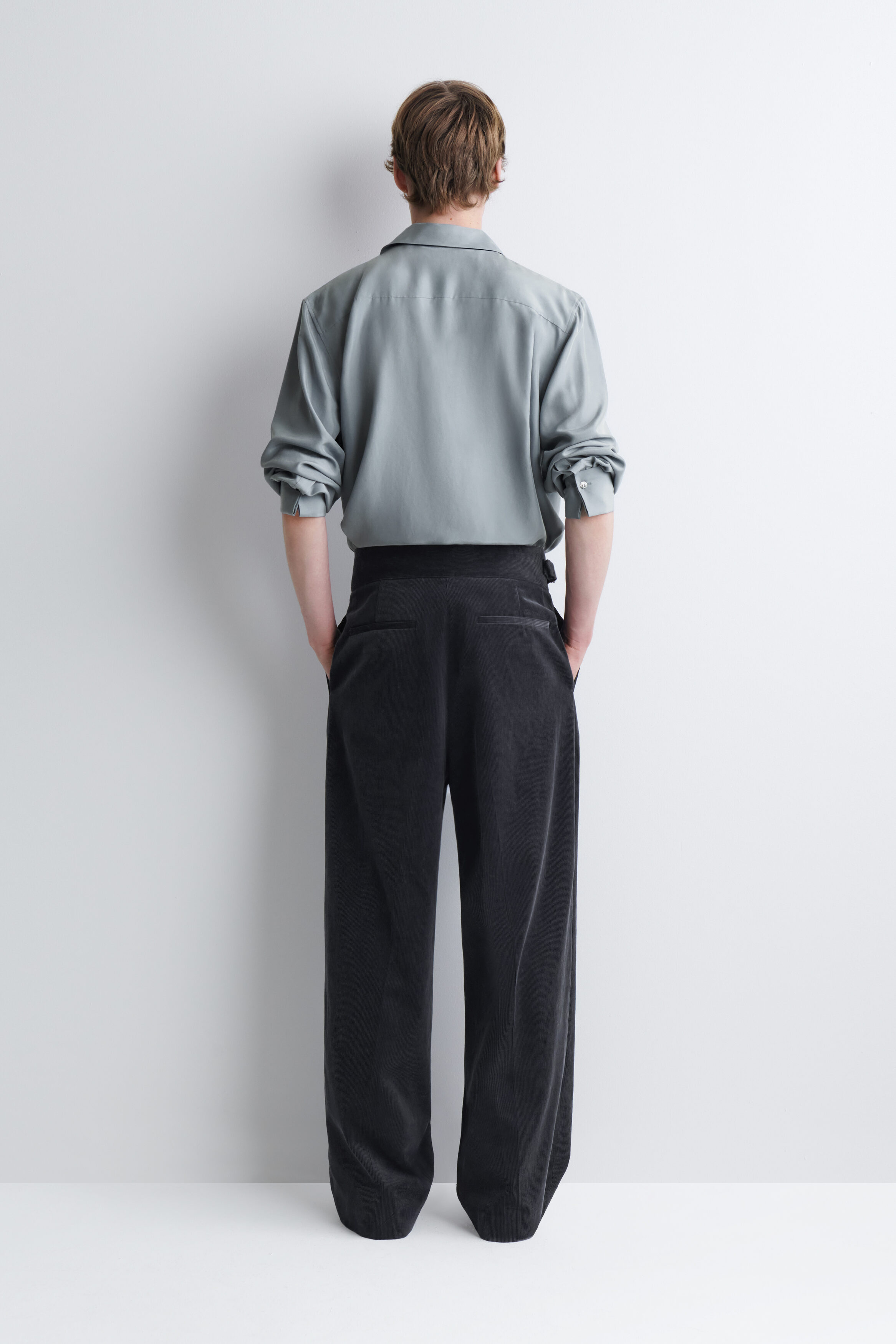 BELT-DETAIL CORDUROY RELAXED-FIT WIDE-LEG PANTS - CHARCOAL | COS US