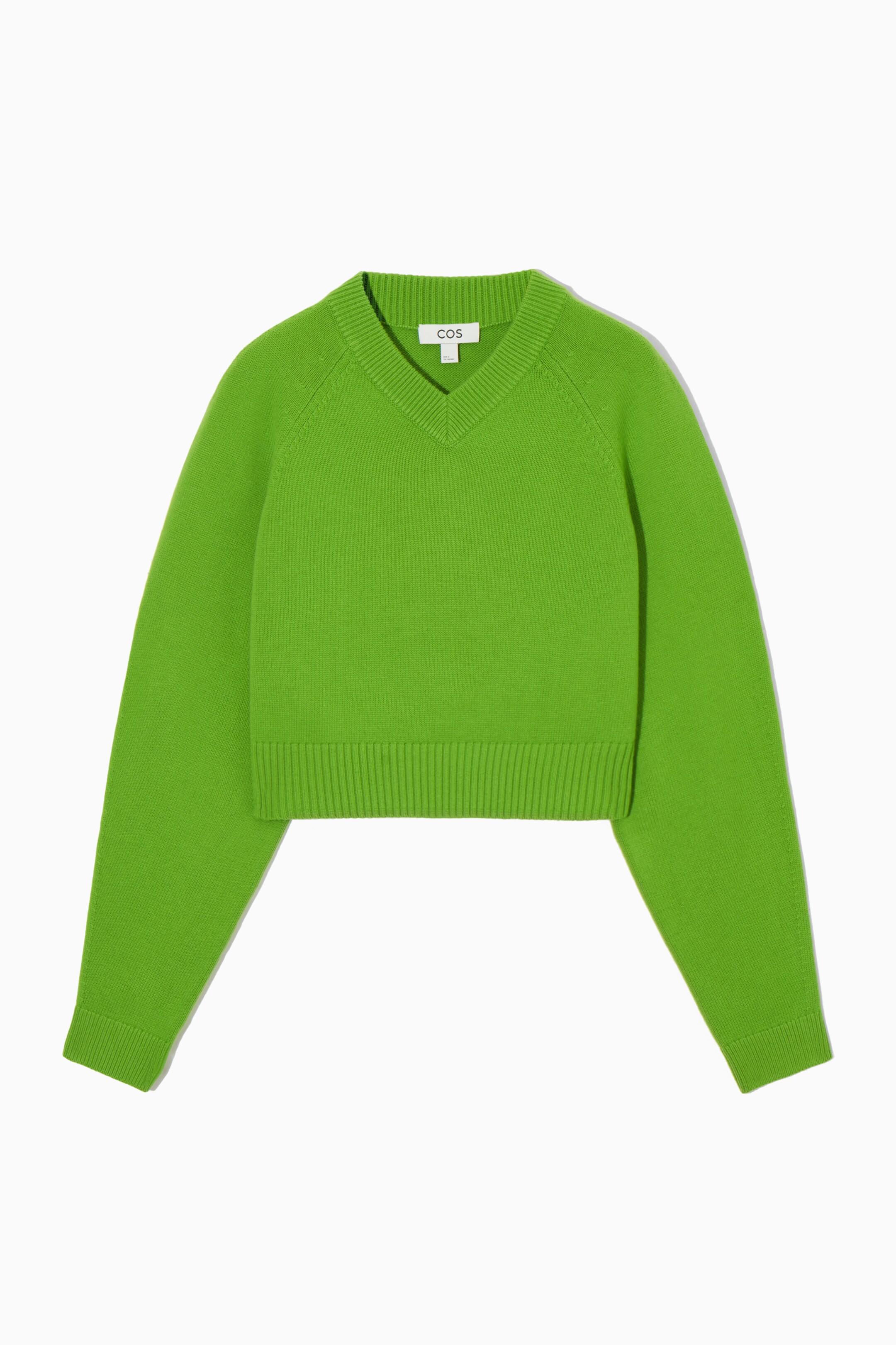 View larger image: CROPPED V-NECK WOOL JUMPER - GREEN - Ladies | H&M GB 1