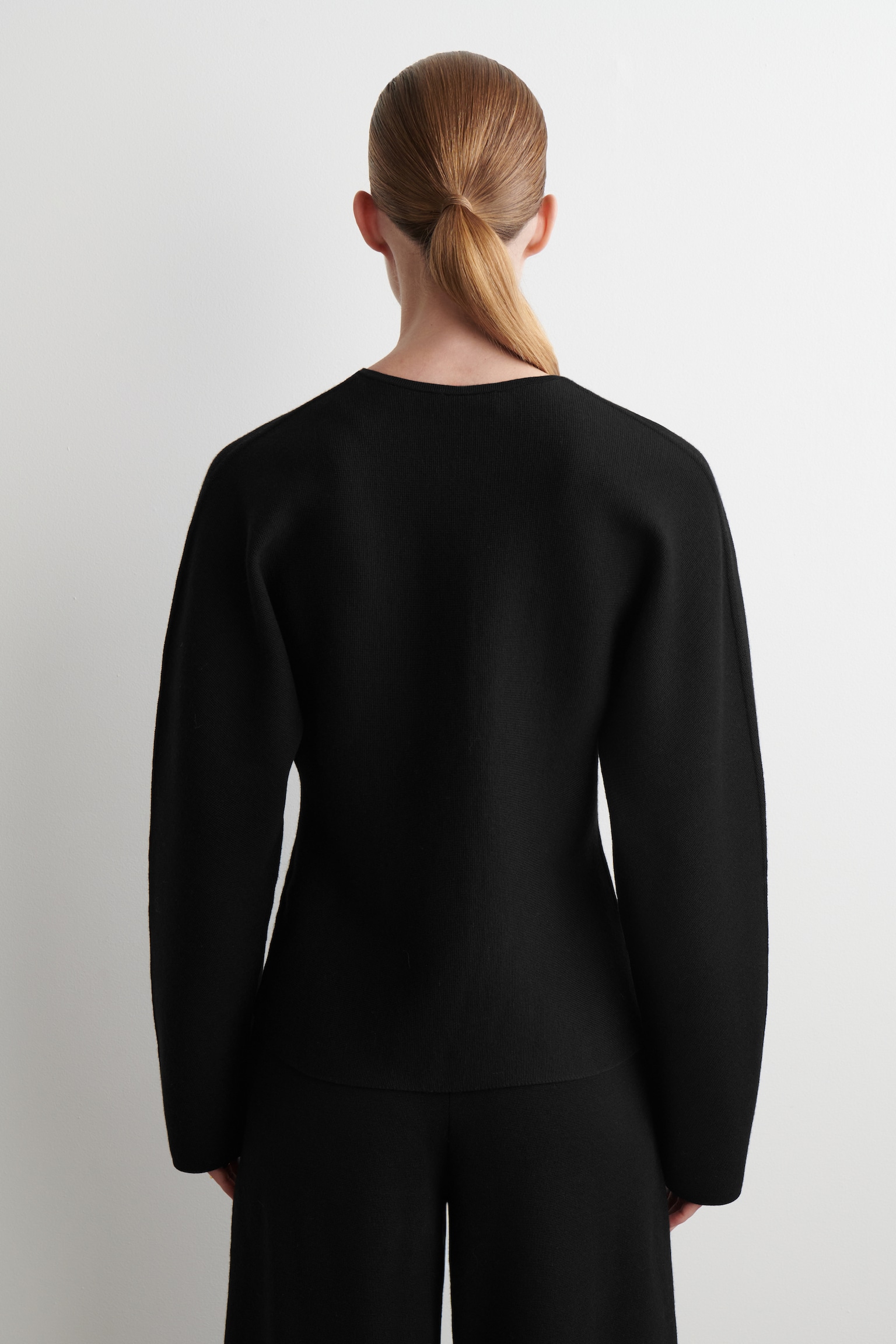 SCULPTED WOOL CARDIGAN - BLACK - 4